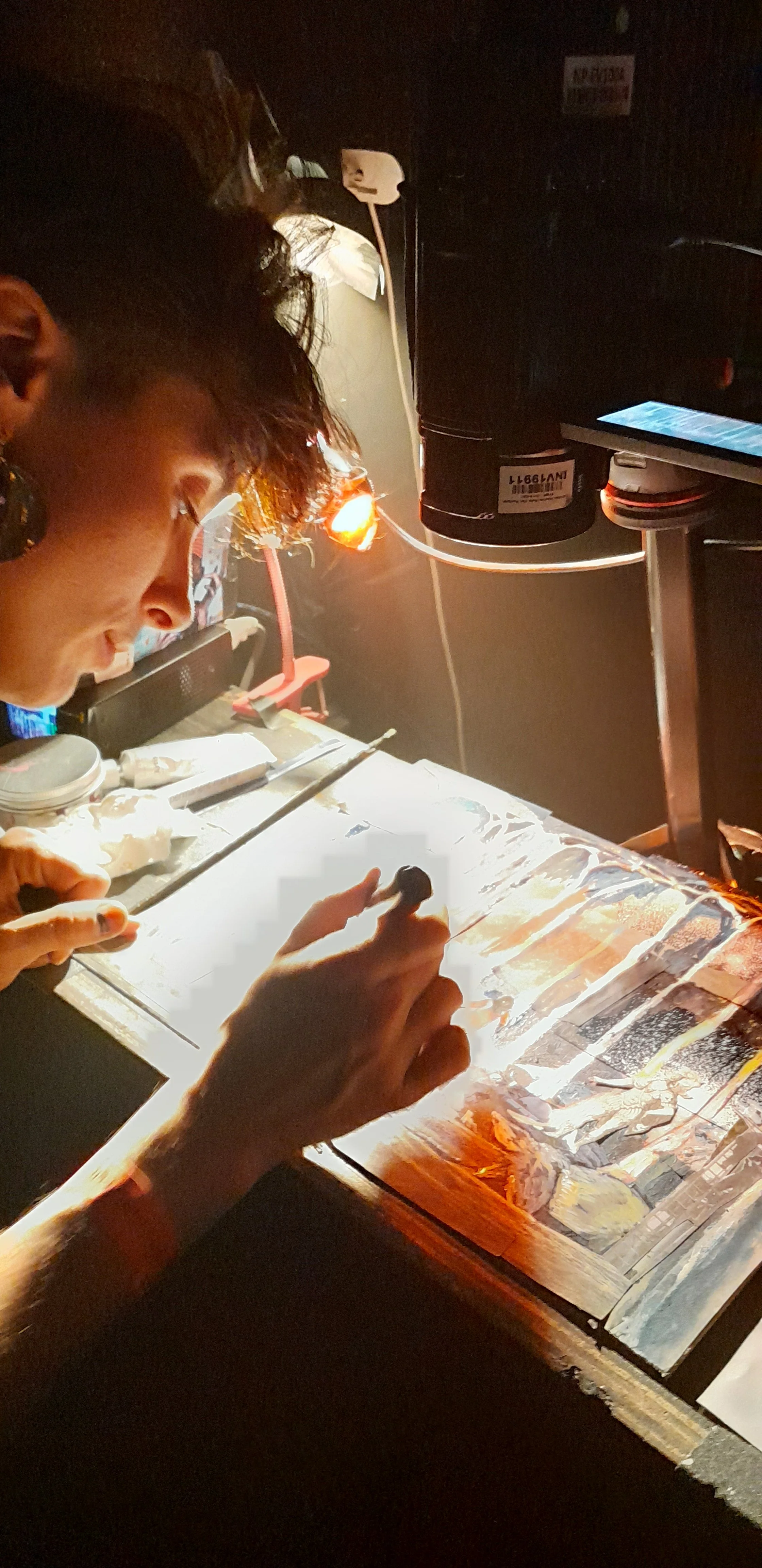 Rêve d'ours, Fribourg, 2025, Performance installative, projection live sur sculpture 