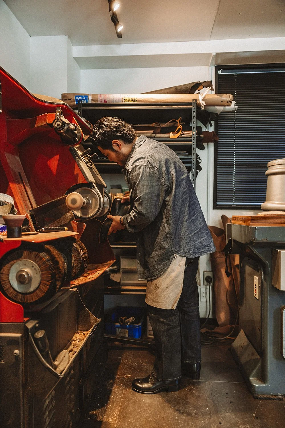 LEE101-SS24-JAPAN-SHIN-KOJIMA-1 copy1.jpg