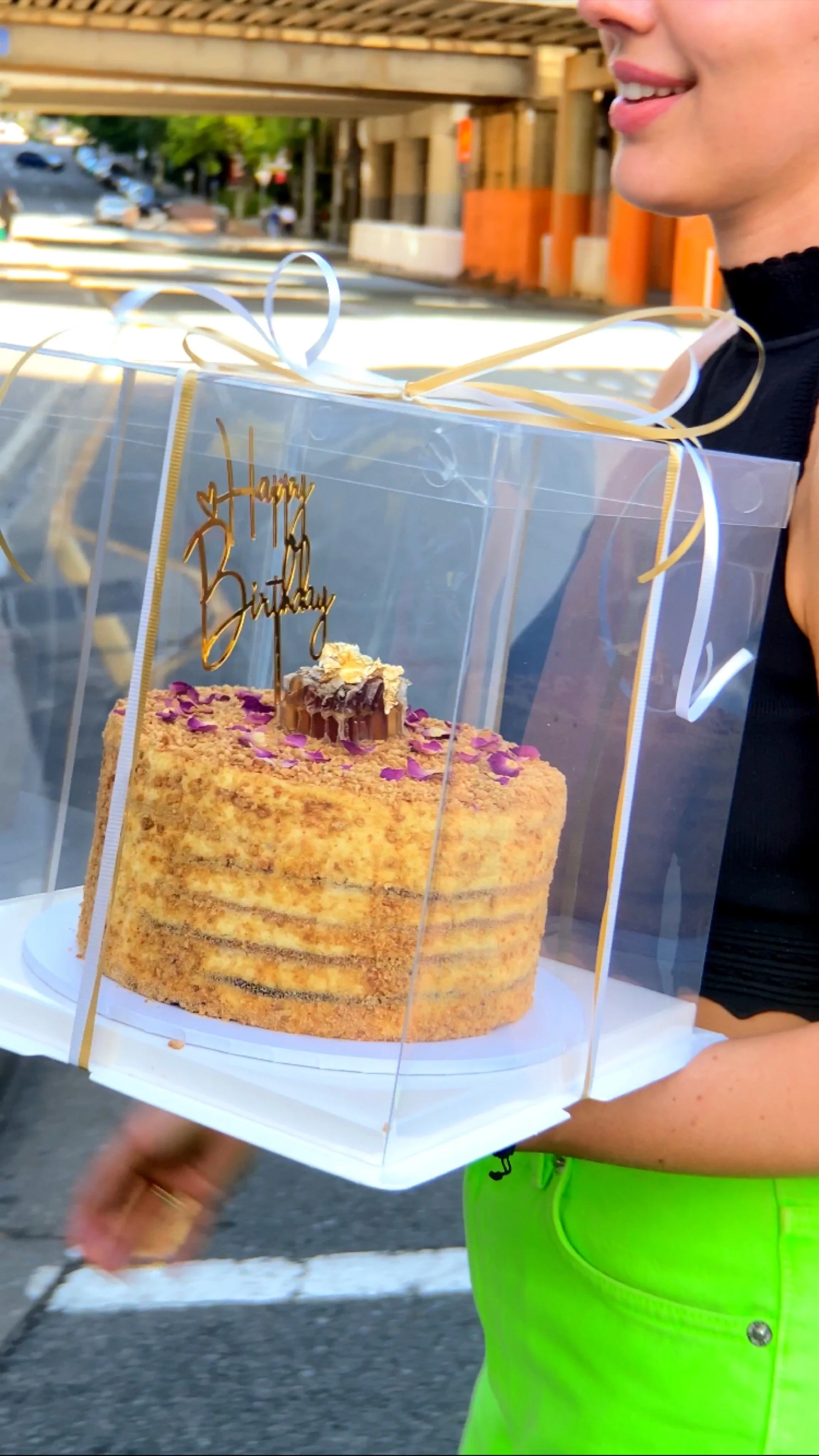 cake_delivery_brisbane_birthday_party.JPG