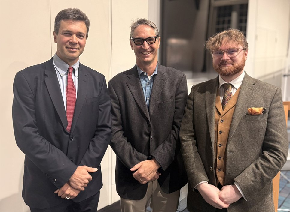 Panel Discussion 1.jpg