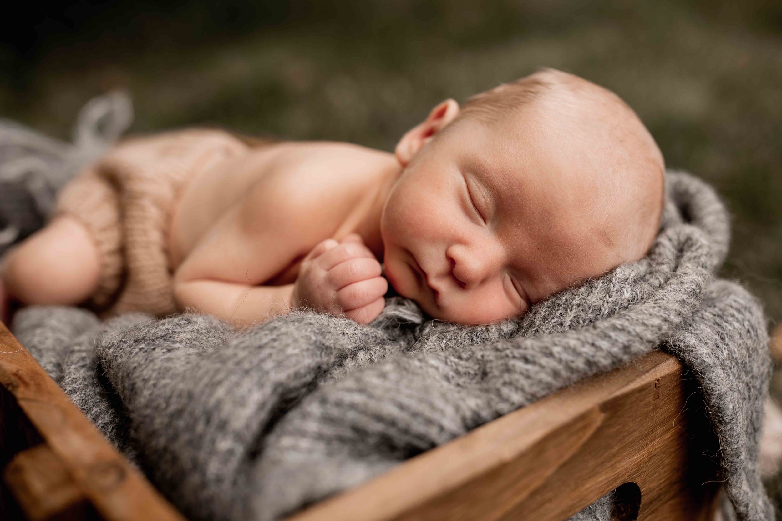 brooke-linquist-newborns-33.jpg