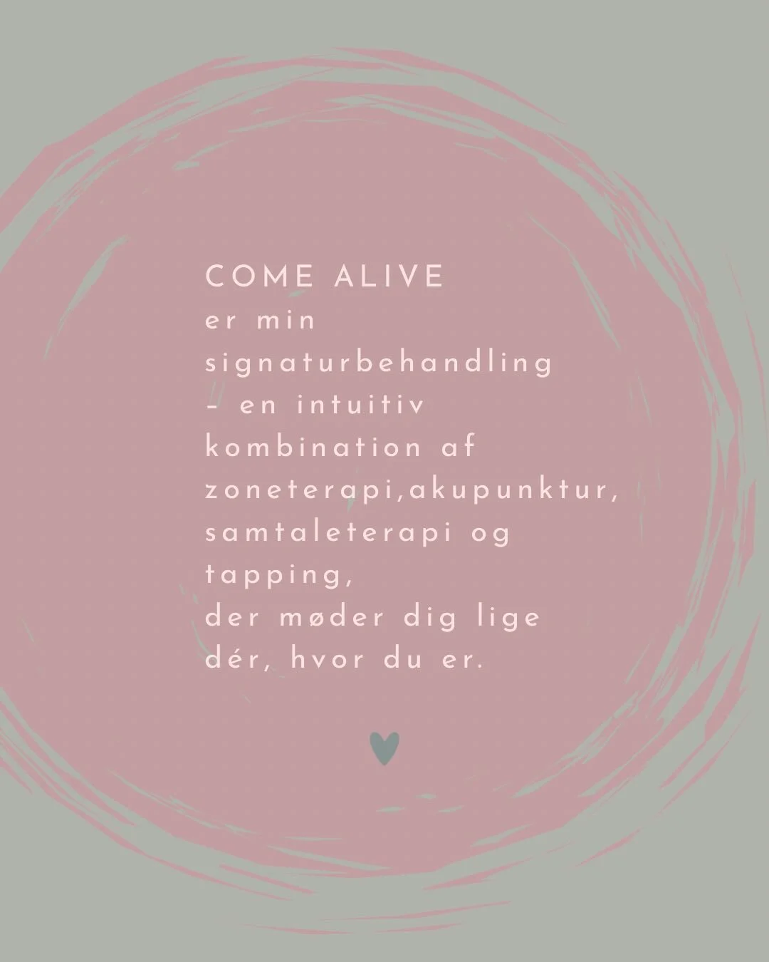 COME ALIVE 🤍 90 min. helhedsbehandling, der f&aring;r din krop til at slippe sp&aelig;ndinger &ndash; og din sj&aelig;l til at tr&aelig;kke vejret frit.

Vi begynder altid med en samtale, hvor du fort&aelig;ller, hvordan du har det &ndash; fysisk, f