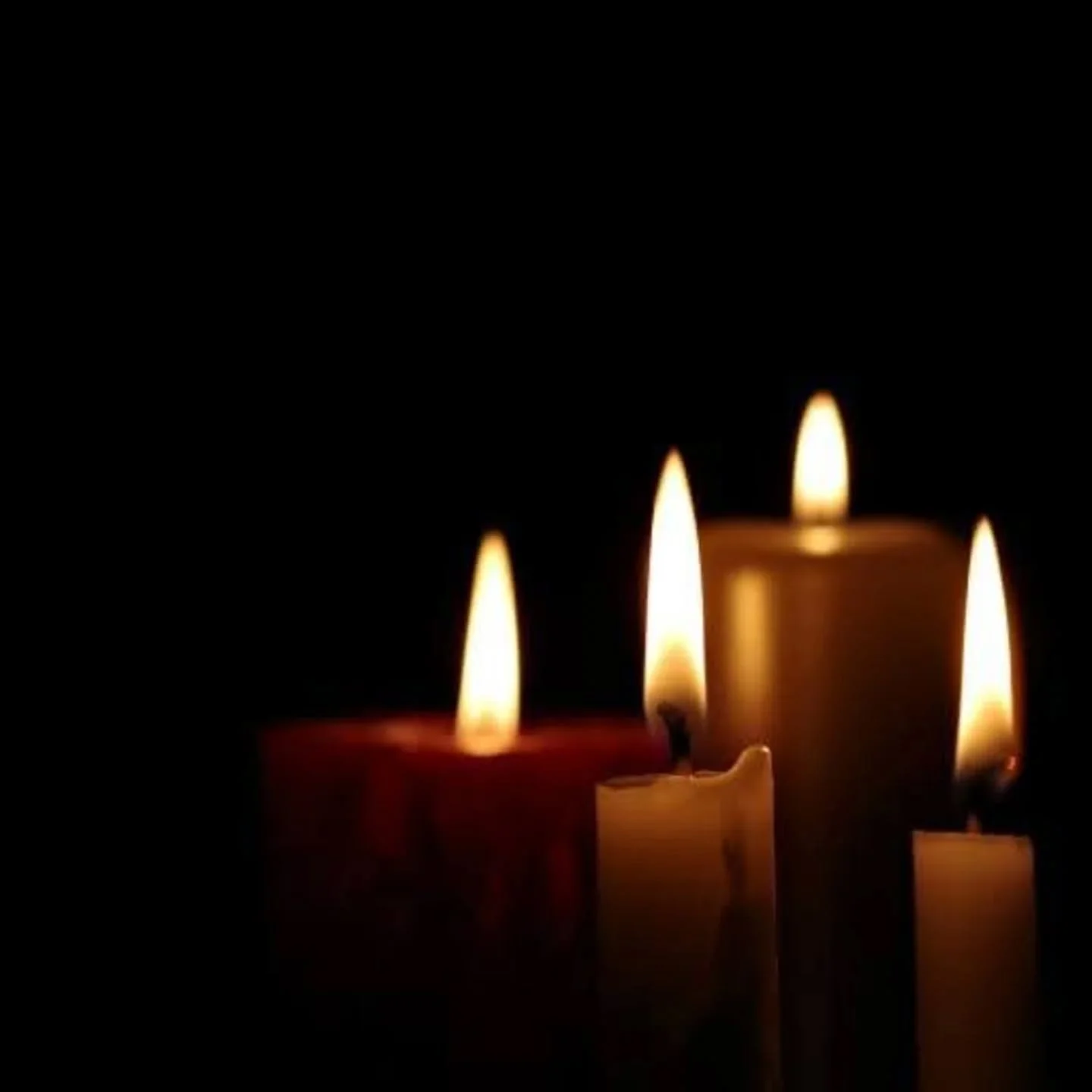 A reminder of our services this Sunday! 

The first day of Advent is marked at Holy Trinity Church with our annual Advent Carol service. A wonderfully atmospheric and reflective service or readings, carols and music, all by candlelight. 

8am - BCP M