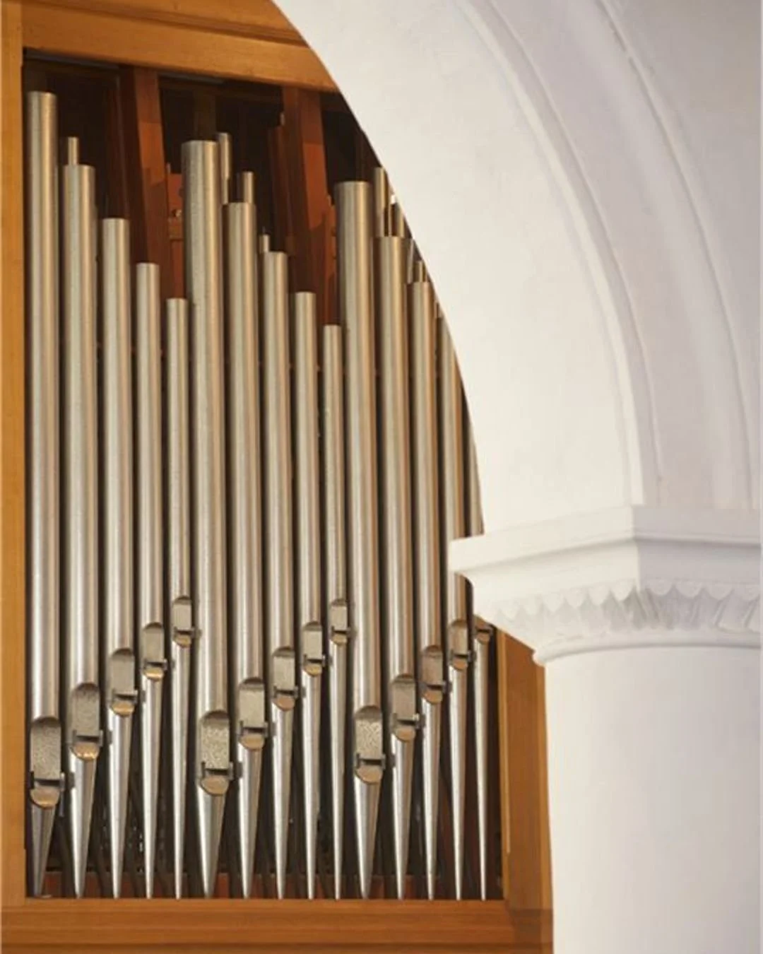 Tomorrow, we welcome Stephen King, organist of Brentwood Cathedral, to St Mary's, Guildford, for the final of our 2025 Organ Recitals! The concert will start at 1.10pm.
Entrance is completely free with a suggested voluntary donation of &pound;5 colle