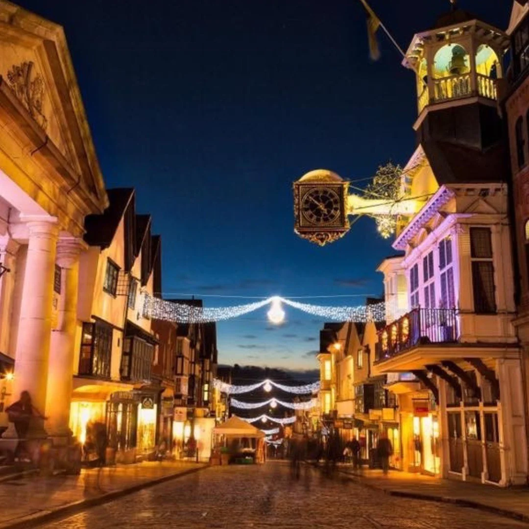 A reminder of our services this Sunday! 

8am - BCP Morning Prayer at St Mary's
10am - Sung Eucharist at Holy Trinity
10.30am - Carol Service at St Mary's
6pm - Festival of Lessons and Carols at Holy Trinity

We look forward to welcoming you all 😊 
