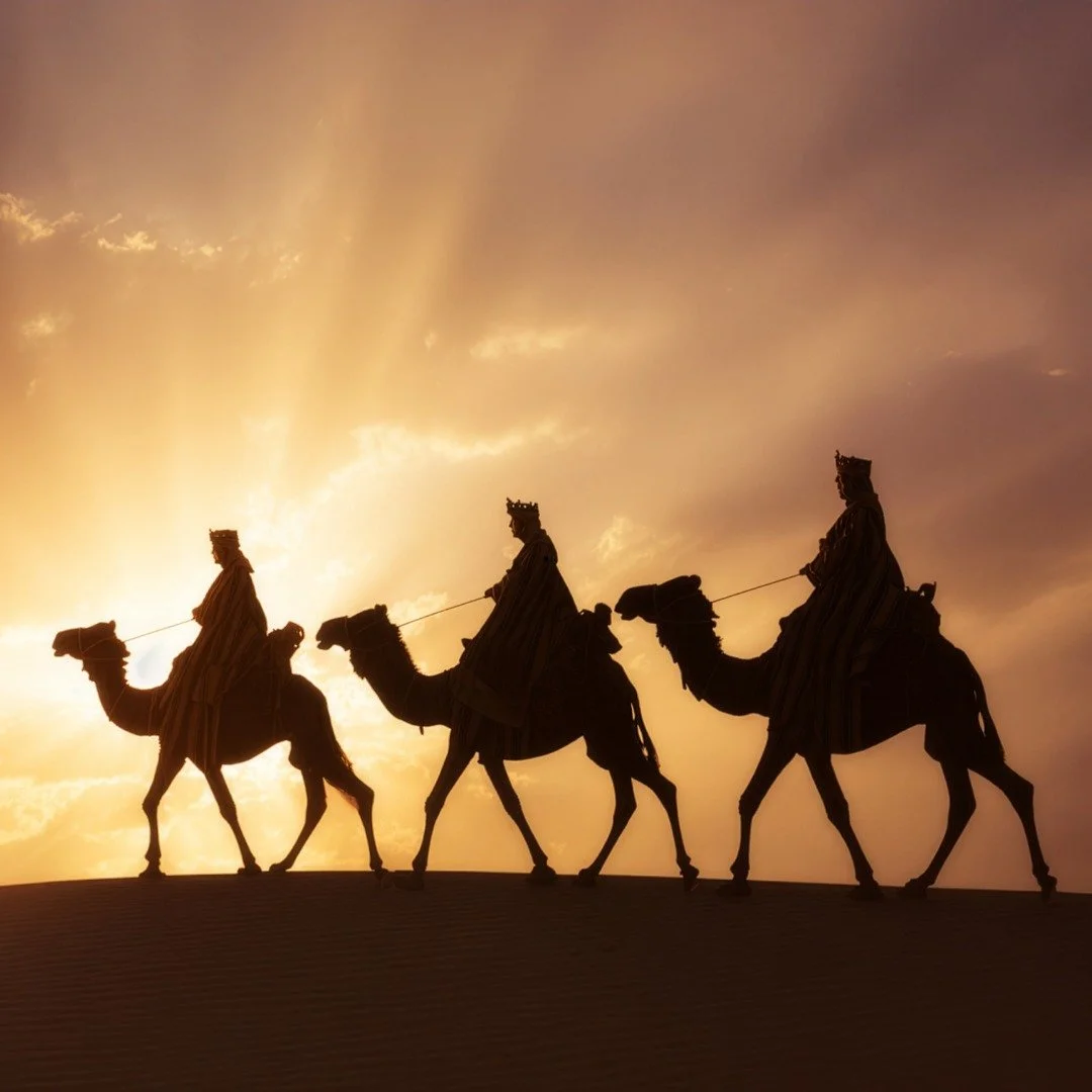 Our services this weekend are as follows 👑👑👑

8am - BCP Morning Prayer at St Mary's
10am - Sung Eucharist at Holy Trinity
10.30am - Morning Worship at St Mary's
6.00pm - Epiphany Carols at Holy Trinity

We look forward to seeing you 😊

#Epiphany 