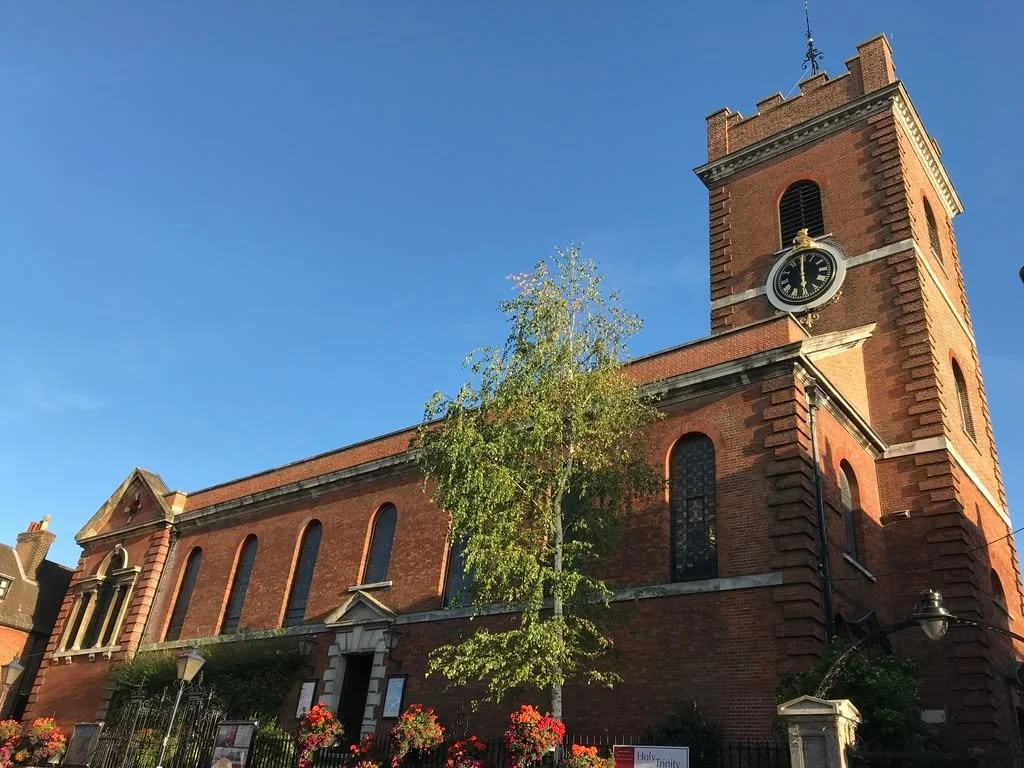 A reminder of our services this Sunday! It's all a bit different this week so please check carefully!

8am - BCP Morning Prayer at St Mary's
9.30am - Holy Communion with hymns at Holy Trinity
10.30am - Morning Worship at St Mary's
11.30am - Civic Ser