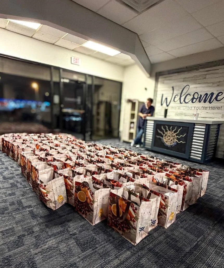 Last week we were blessed with the opportunity to provide Thanksgiving meals to children at a local school! We gave&hellip;

🛍️ 110 bags to&hellip;

🏡 70 families, reaching&hellip;

🤝 Over 300 individuals!

Thank you to everybody who gave, shopped