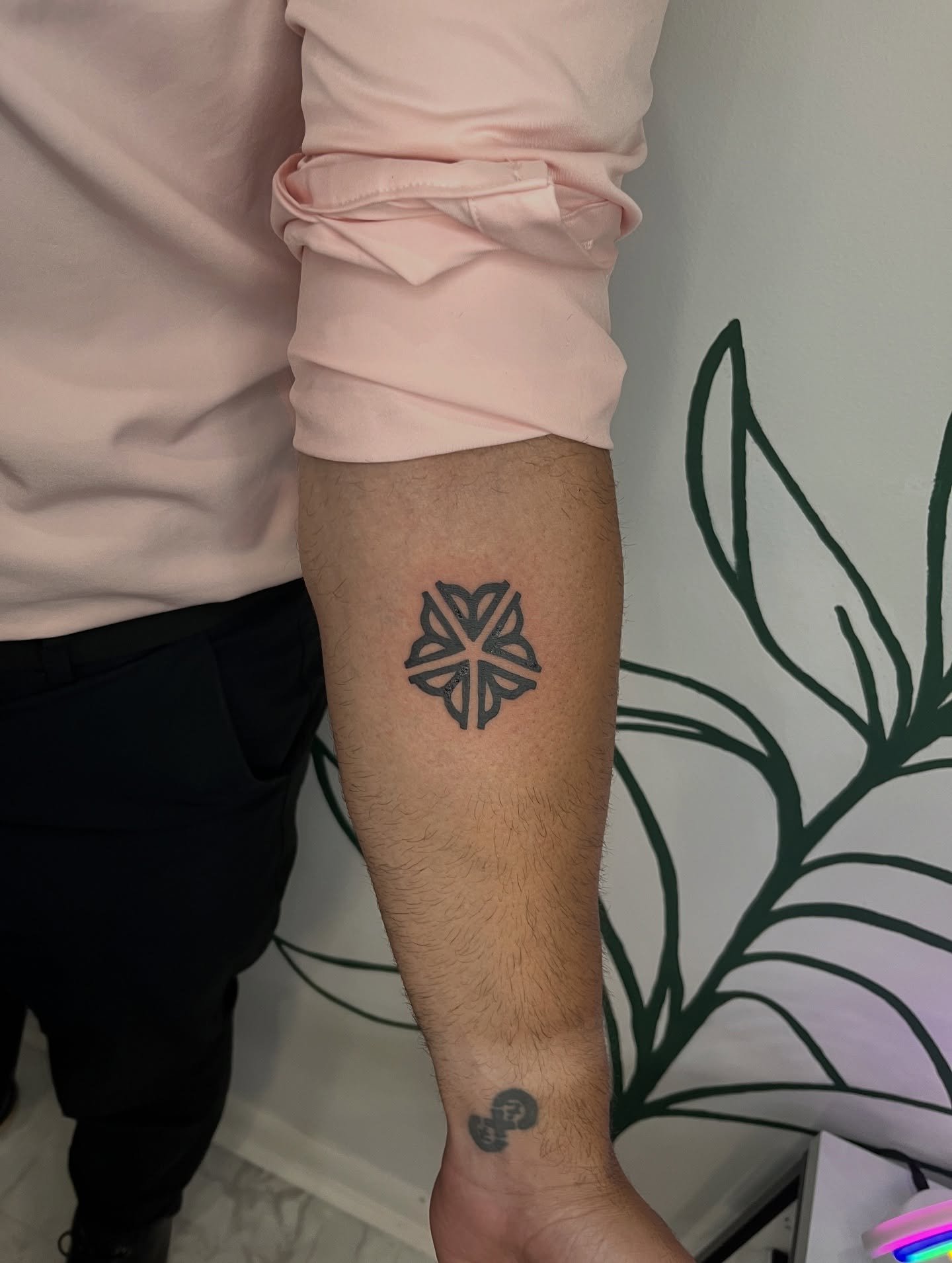 some of the @renegadeswrfc fund raiser tats!! Thanks to everyone who came out to support, what a great event, so happy with the turnout and meeting some of Rochester's toughest Rugby players 💪🏼🏉

you can still snag one of these til the end of Octo