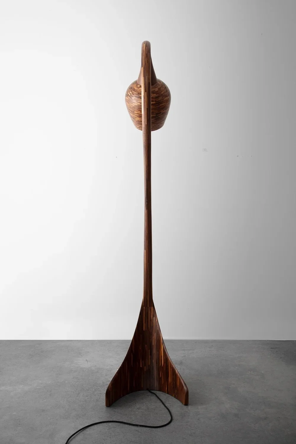 LowRes+-+Floor+Lamp+8.jpeg