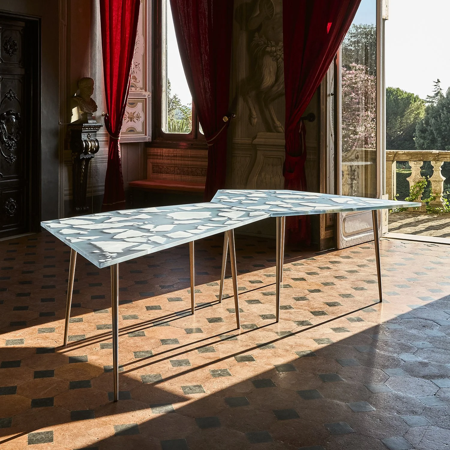 Larsen Table