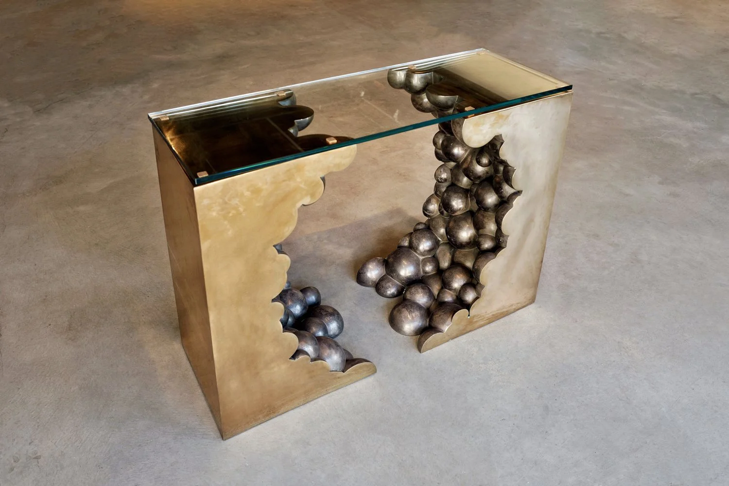 Erin Sullivan.Bubble Console.Courtesy of Studio Roh.jpg