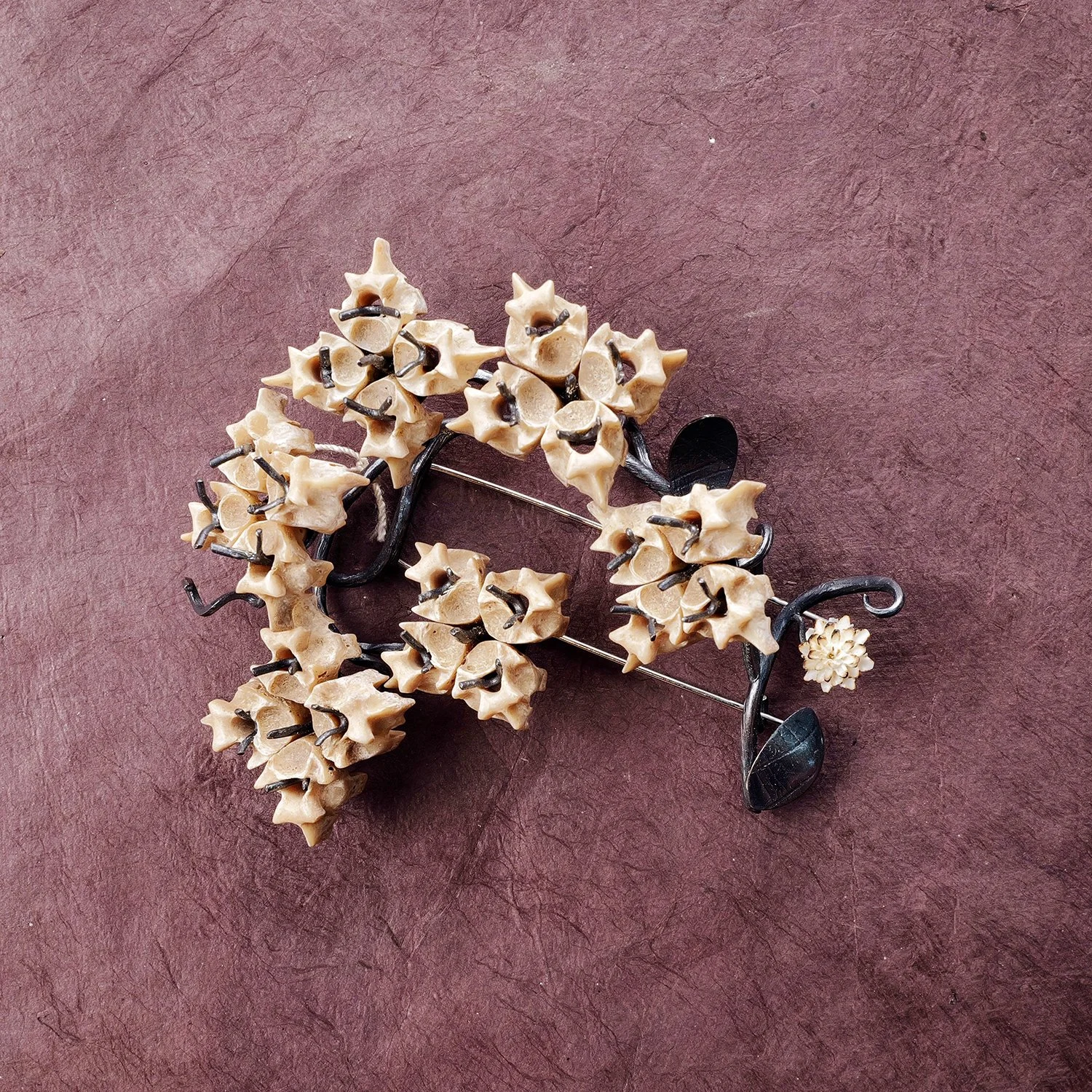 Jennifer Trask.Asteracea Posey Brooch 2.Color2.Courtesy of Studio Roh-web.jpg