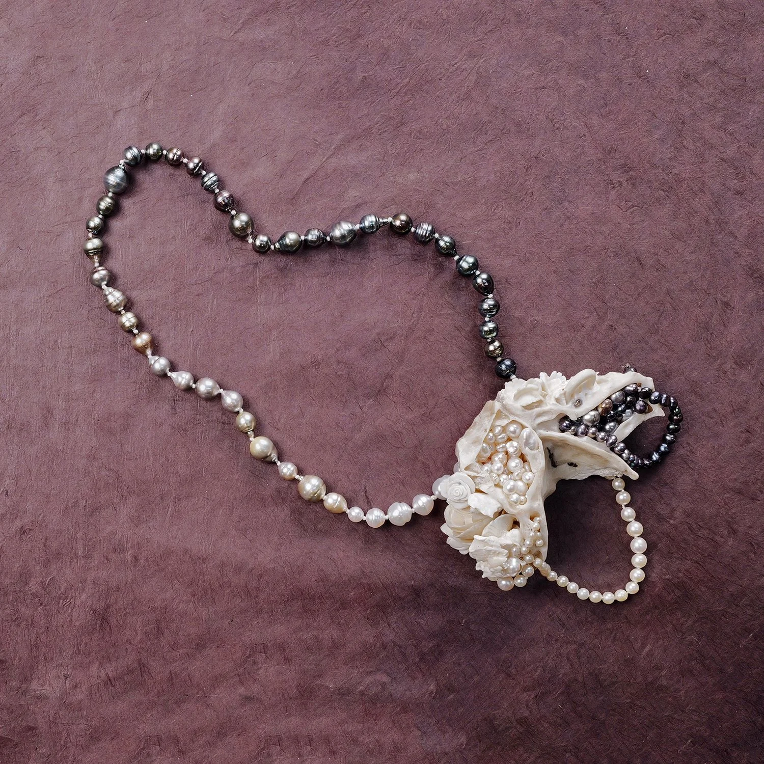 Jennifer Trask.Loop Neckpiece.Color.Courtesy of Studio Roh-web.jpg