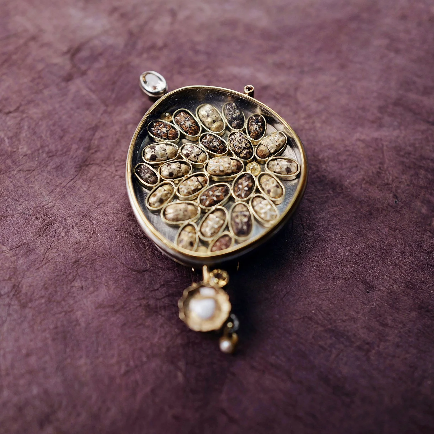 Jennifer Trask.Cluster Brooch.Color.Courtesy of Studio Roh-web.jpg