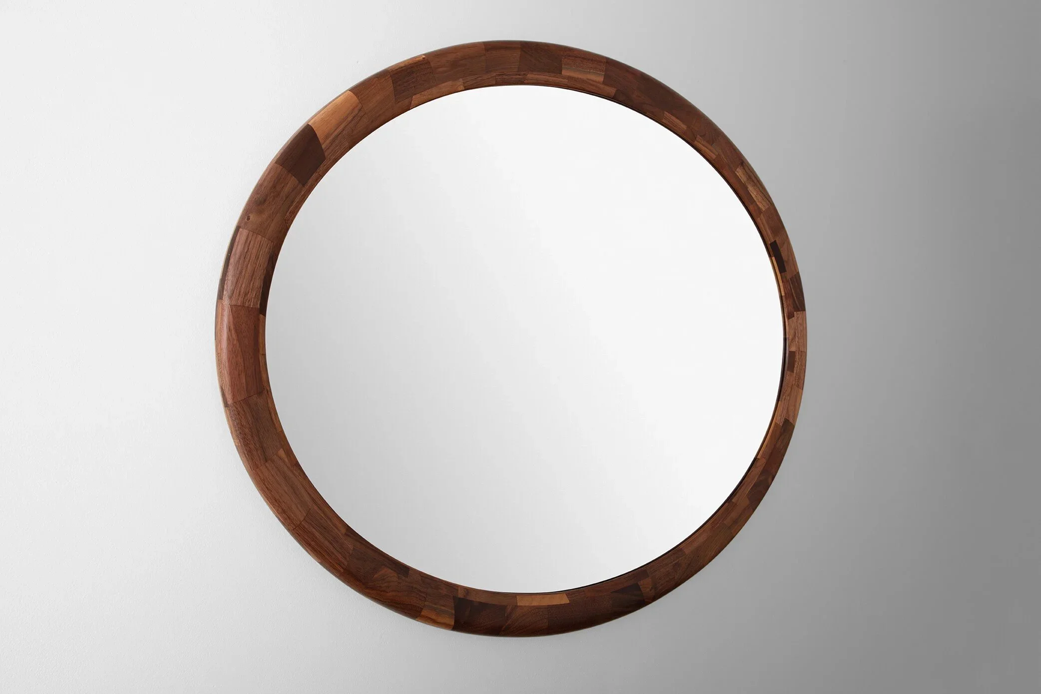 LowRes+-+Oval+Walnut+Mirror+2.jpg