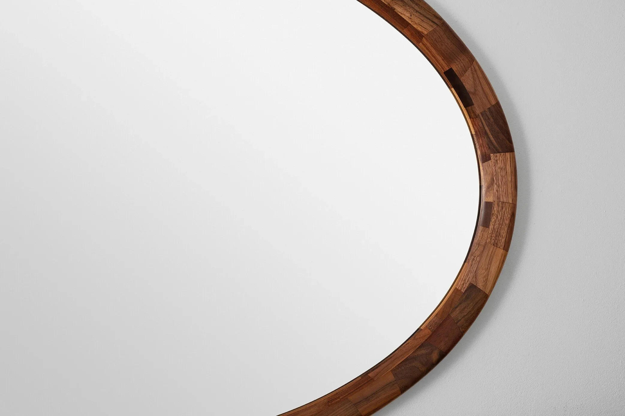 LowRes+-+Oval+Walnut+Mirror+3.jpg
