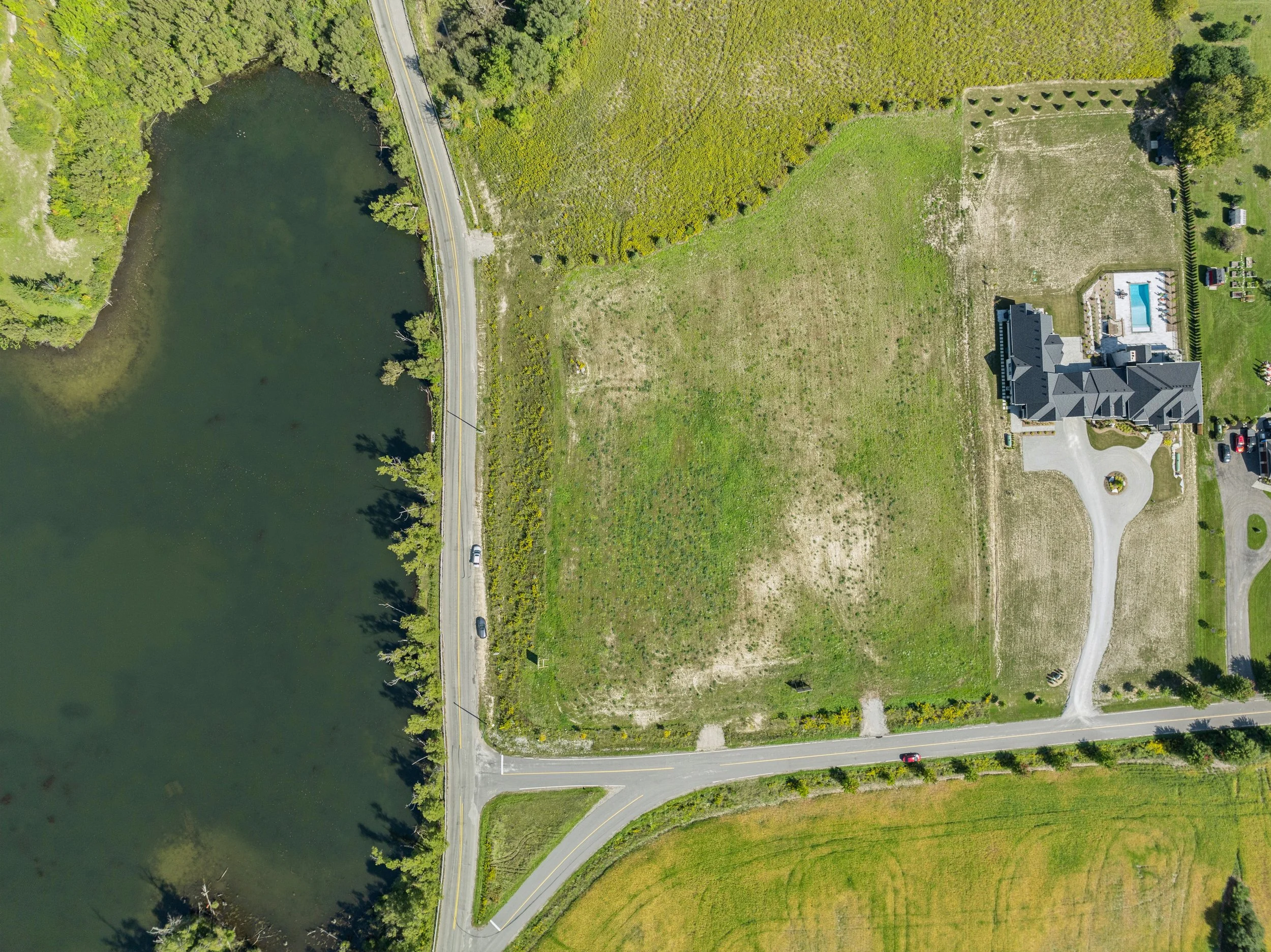 9755 Mud Lake Rd, Whitby