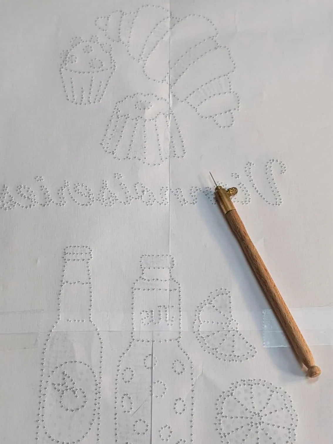 Illustration ardoise murale pour la boulangerie Duhamel à Saint-Germain-en-Laye (78) - étape du piquage - Yvelines- Atelier Symbel
