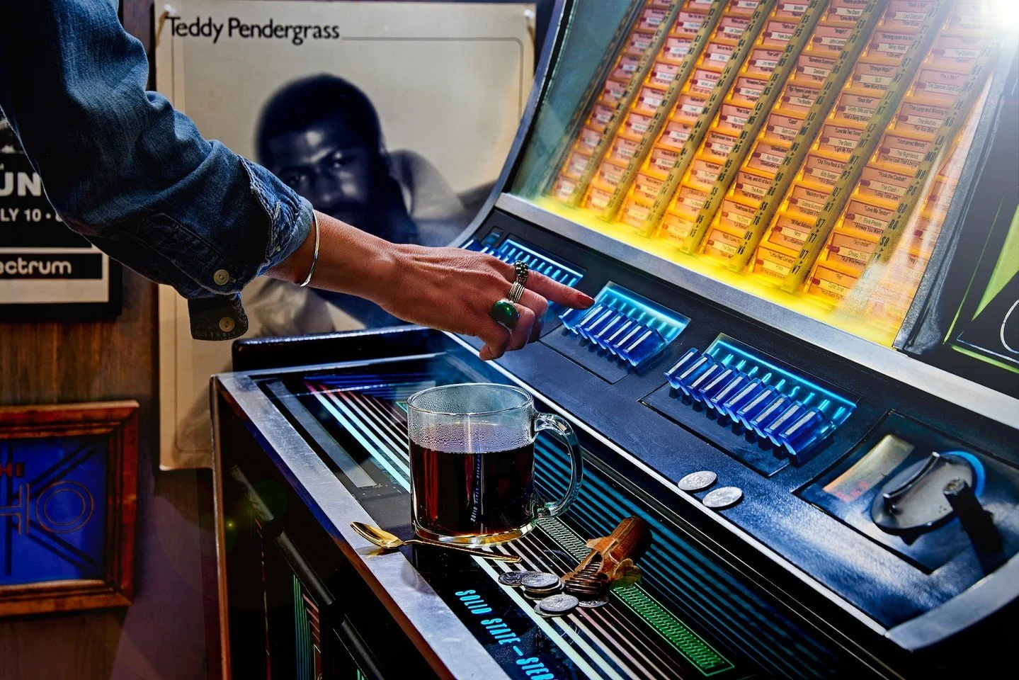 ☕💿 The coffee&rsquo;s hot. The tunes are waiting.

Whether it&rsquo;s your first time or your fiftieth, Milkcrate always hits just right.

The same crate-digging, coffee-sipping, record-spinning energy&mdash;every time you walk through the door.

Co
