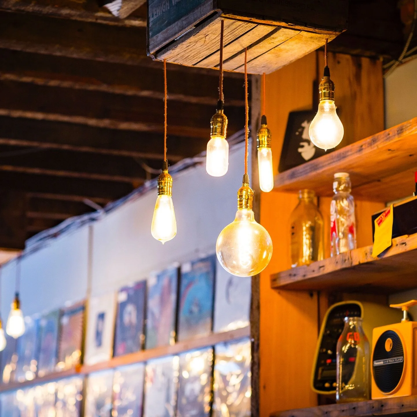 Feeling the midweek slump? Brighten things up with a hefty dose of caffeine and something delicious ☕️💡 We&rsquo;ve got you covered 8am-3pm.