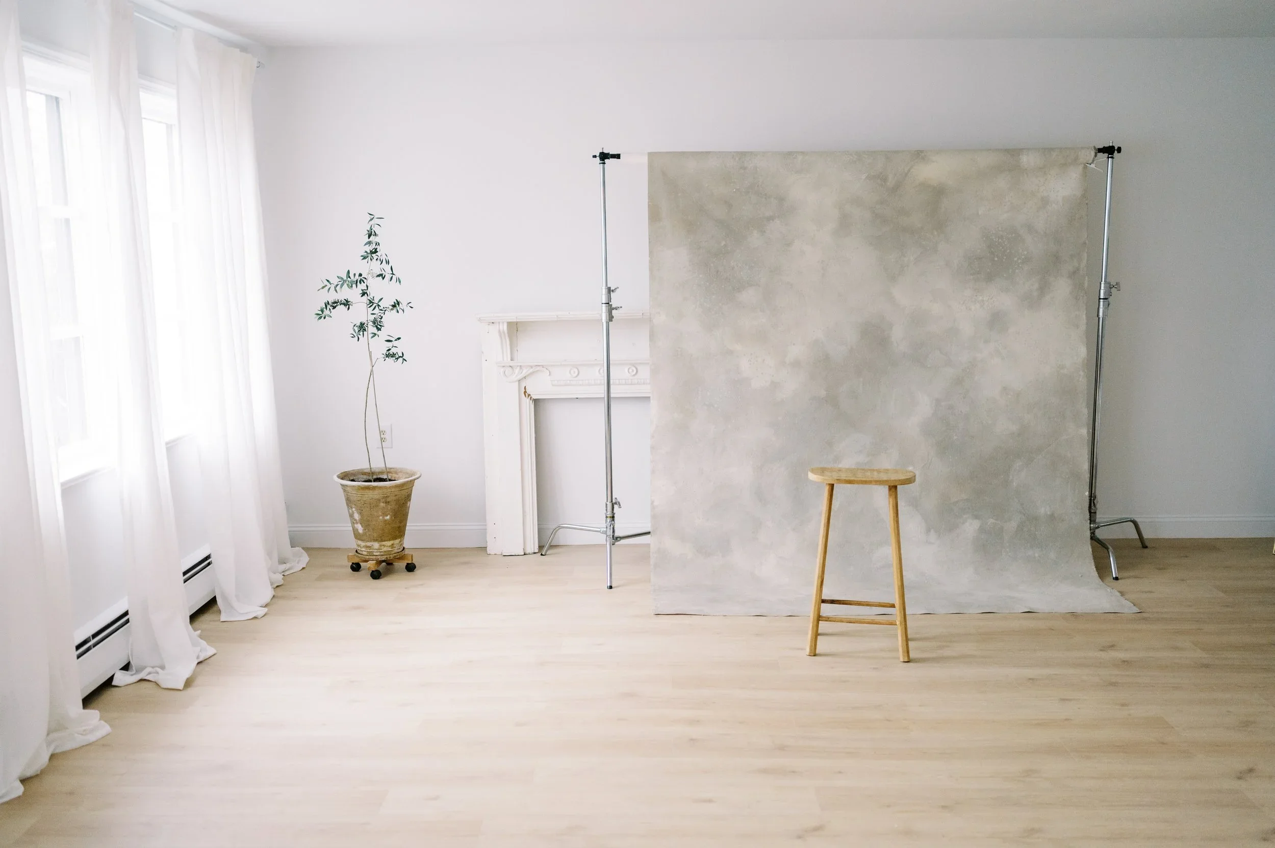 large philadelphia photo studio with large backdrop canvas