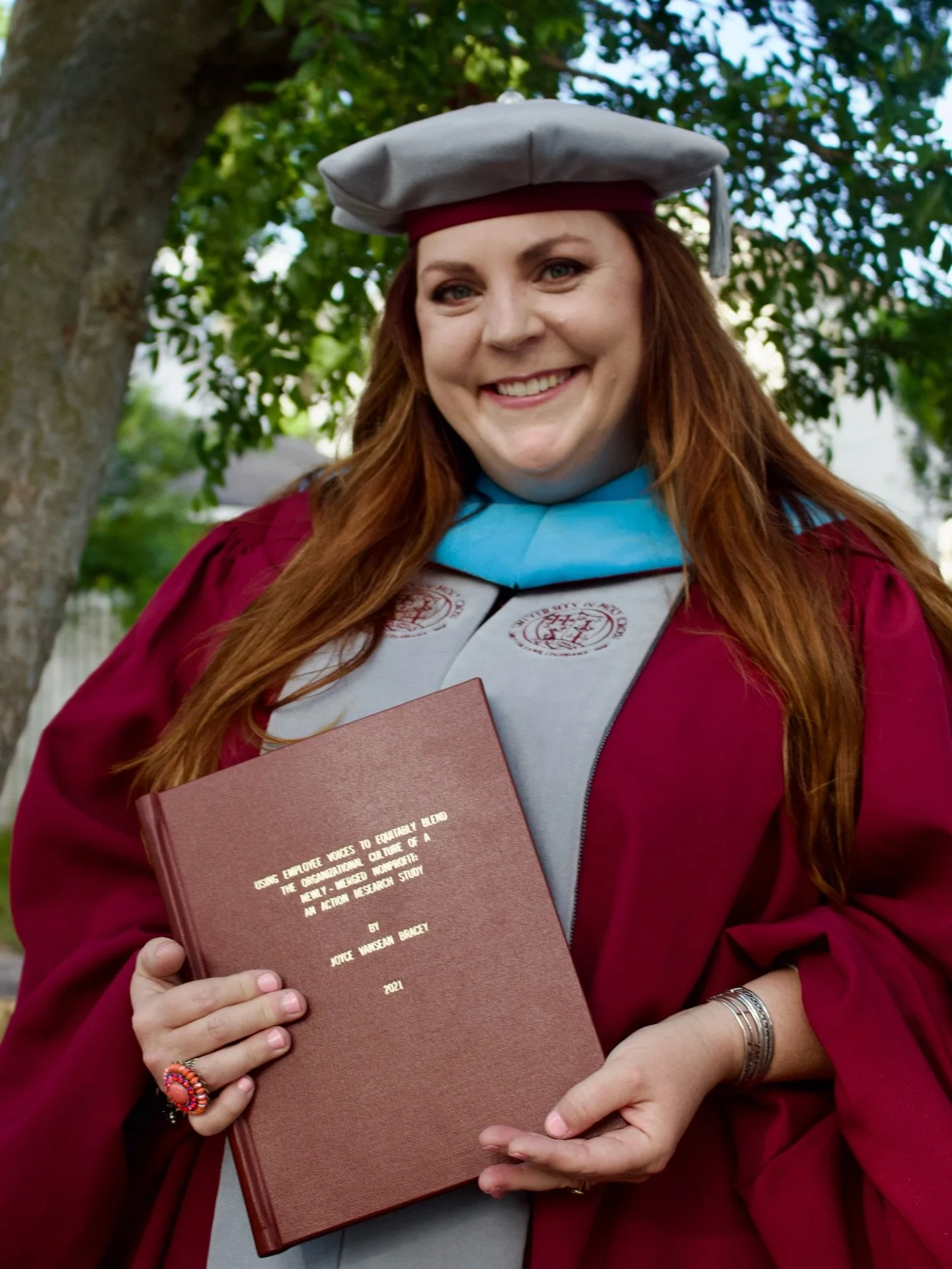 Losing 210 pounds only tells the surface part of the story. I&rsquo;ve come so far in learning how to love myself, calm and soothe myself&hellip; how to set boundaries and prioritize my own experience of my life&hellip; and best of all- I&rsquo;m hav