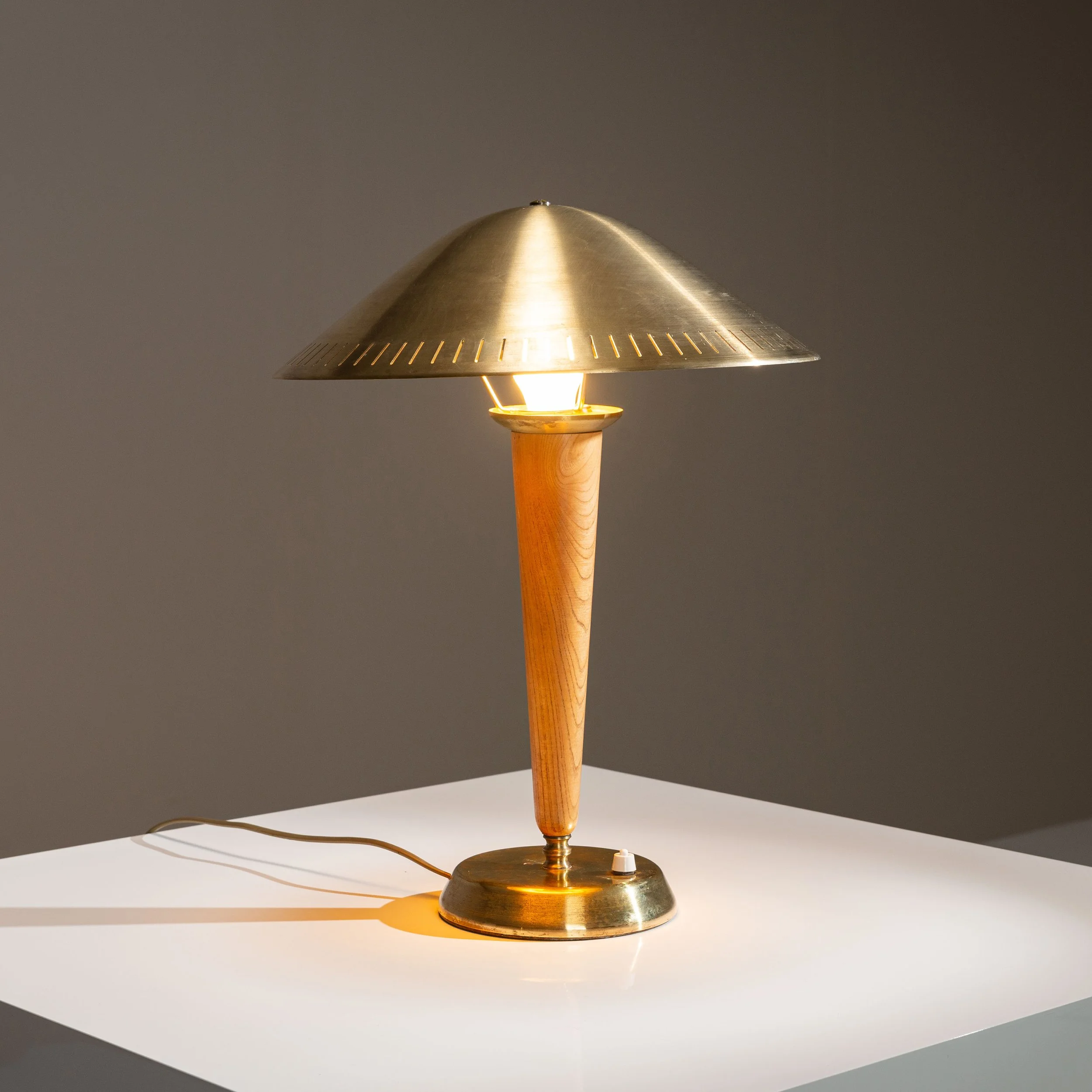 Hans Begrström Table Light