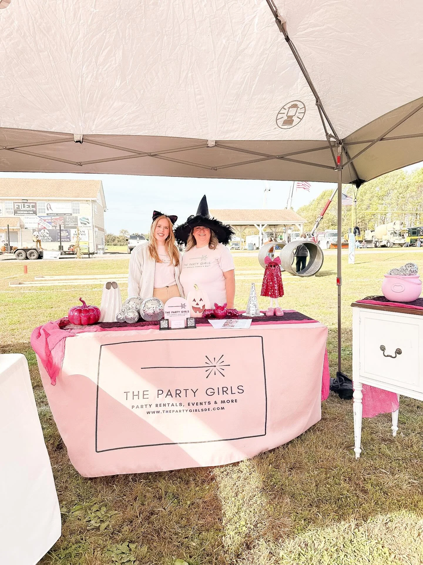 Disco balls &gt; cobwebs 🪩💗 Our take on a Pink Halloween at the M.O.T. Fall Fair!

Thank you to everyone who stopped by! We had the best time catching up with familiar faces and meeting so many new ones. We loved spreading a little Halloween magic 
