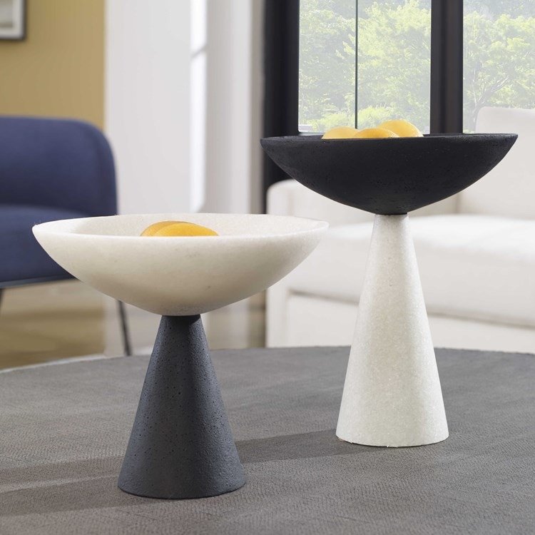 Pedestal bowls