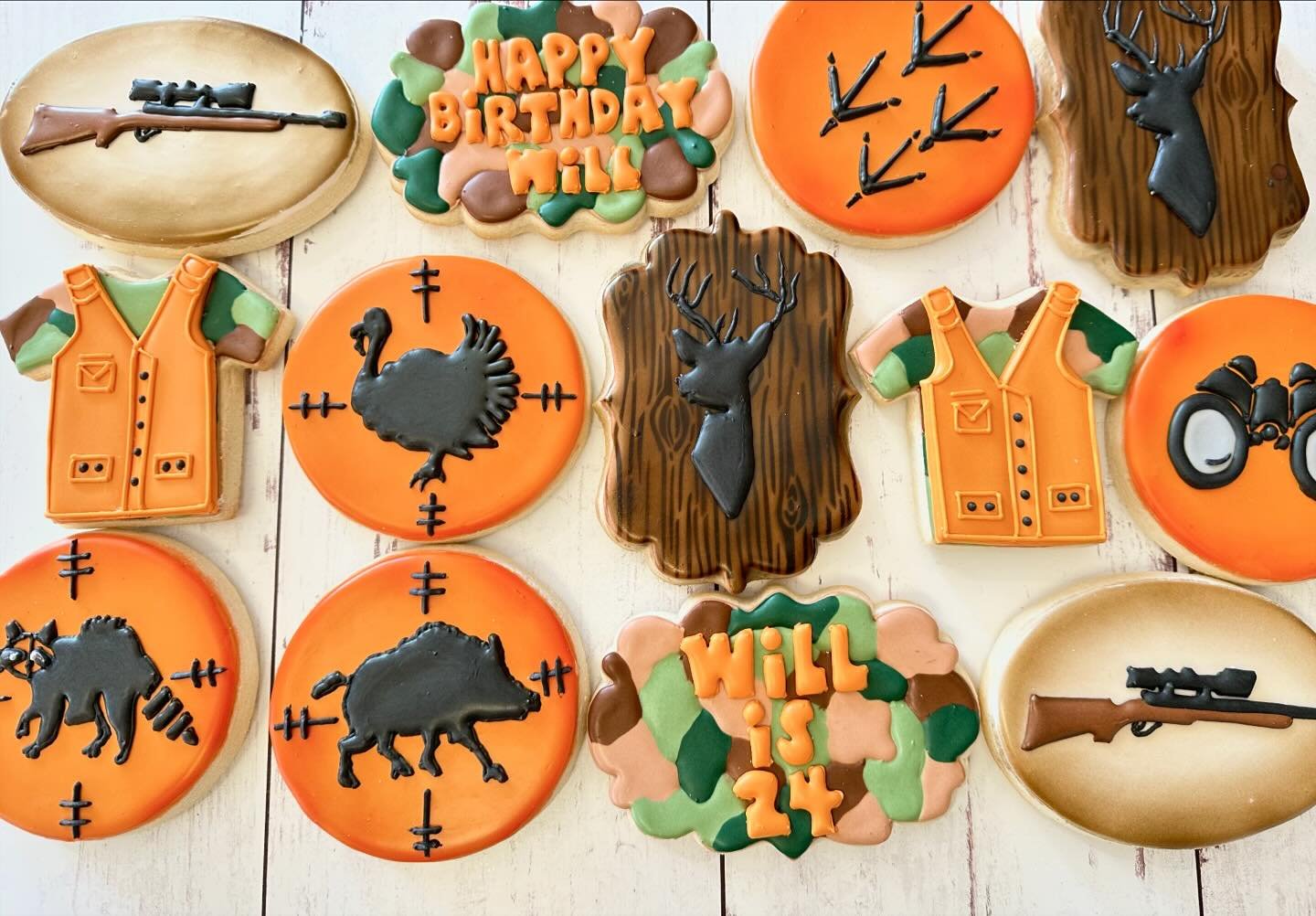 Happy 24th birthday Will! I hope you enjoyed your #huntingcookies

#jojoscookieboutique #hayesvillenc #customcookies #partyfavors #decoratedcookies