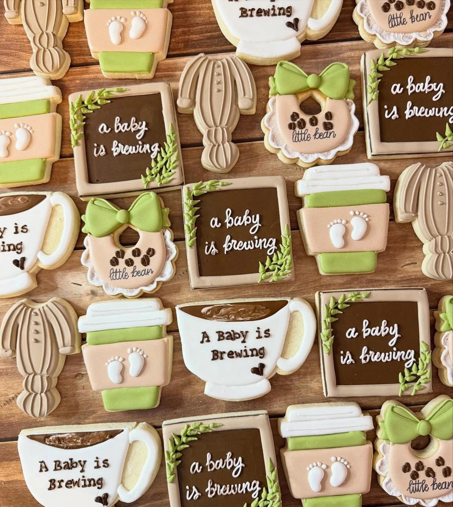 &ldquo;A Baby is Brewing!&rdquo; ☕️☕️☕️ Welcome to the world, Baby Hayes. 🍼🍼🍼 

#jojoscookieboutique #babyisbrewingcookies #ababyisbrewing #blairsvillega #decoratedcookiesofinstagram