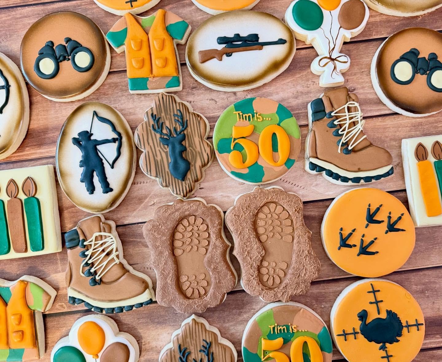 Happy 50th Birthday Tim! 🥳🎉🥳 

#jojoscookieboutique #blairsvillega #huntingcookies #camouflagecookies