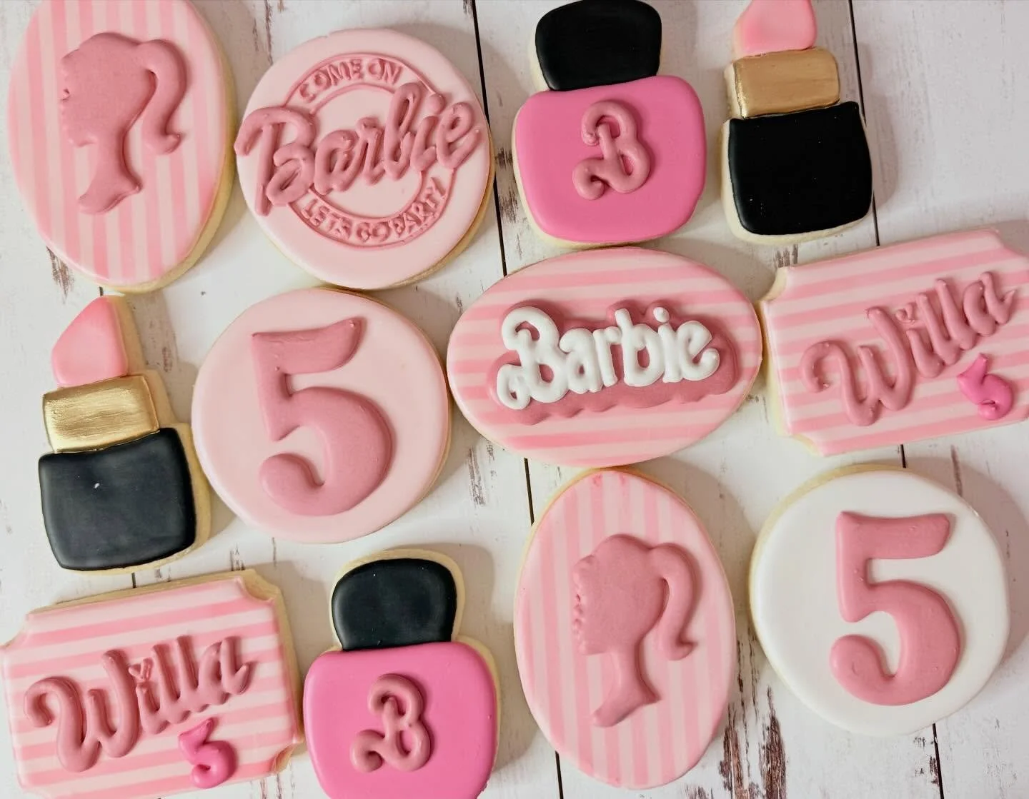 Happy 5th birthday Willa! 🎂

#jojoscookieboutique #blairsvillega #barbiecookies