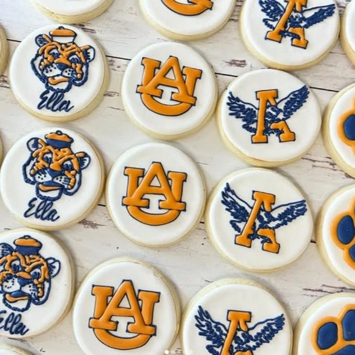 𝑵𝑶𝑾 𝒂𝒄𝒄𝒆𝒑𝒕𝒊𝒏𝒈 𝑮𝑹𝑨𝑫𝑼𝑨𝑻𝑰𝑶𝑵 𝑪𝑶𝑶𝑲𝑰𝑬 𝑶𝒓𝒅𝒆𝒓𝒔! 𝐈 𝐜𝐚𝐧'𝐭 𝐛𝐞𝐥𝐢𝐞𝐯𝐞 𝐢𝐭'𝐬 𝐭𝐡𝐚𝐭 𝐭𝐢𝐦𝐞 𝐚𝐠𝐚𝐢𝐧 .... 𝐆𝐑𝐀𝐃𝐔𝐀𝐓𝐈𝐎𝐍. 𝐈 𝐛𝐨𝐨𝐤 𝐮𝐩 𝐟𝐚𝐬𝐭, 𝐬𝐨 𝐢𝐟 𝐲𝐨𝐮 𝐚𝐫𝐞 𝐭𝐡𝐢𝐧𝐤𝐢𝐧𝐠 𝐚𝐛𝐨𝐮𝐭 𝐨𝐫?