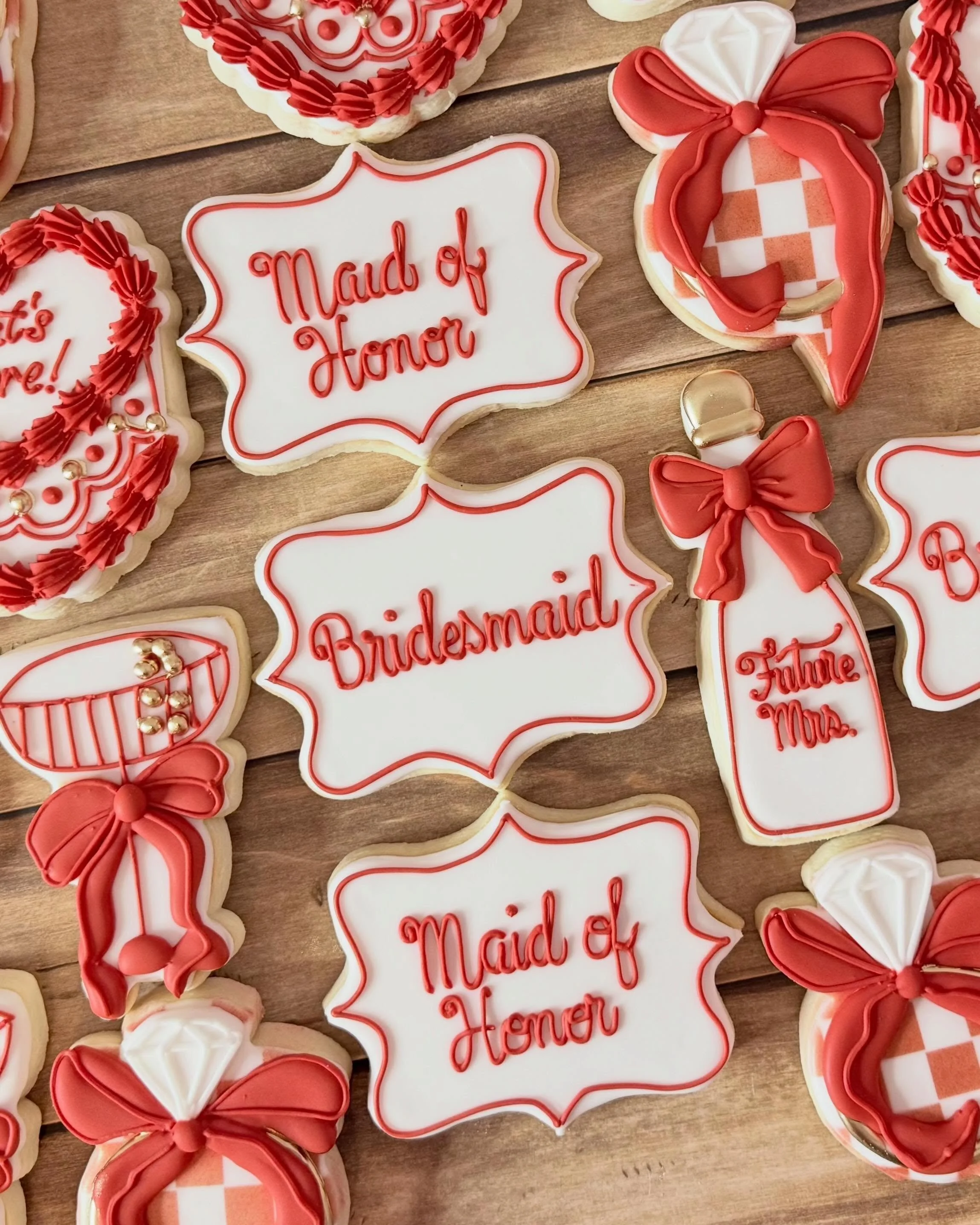Congratulations Emma on your upcoming nuptials! 💍💍💍

#jojoscookieboutique #blairsvillega #bridalshowercookies
