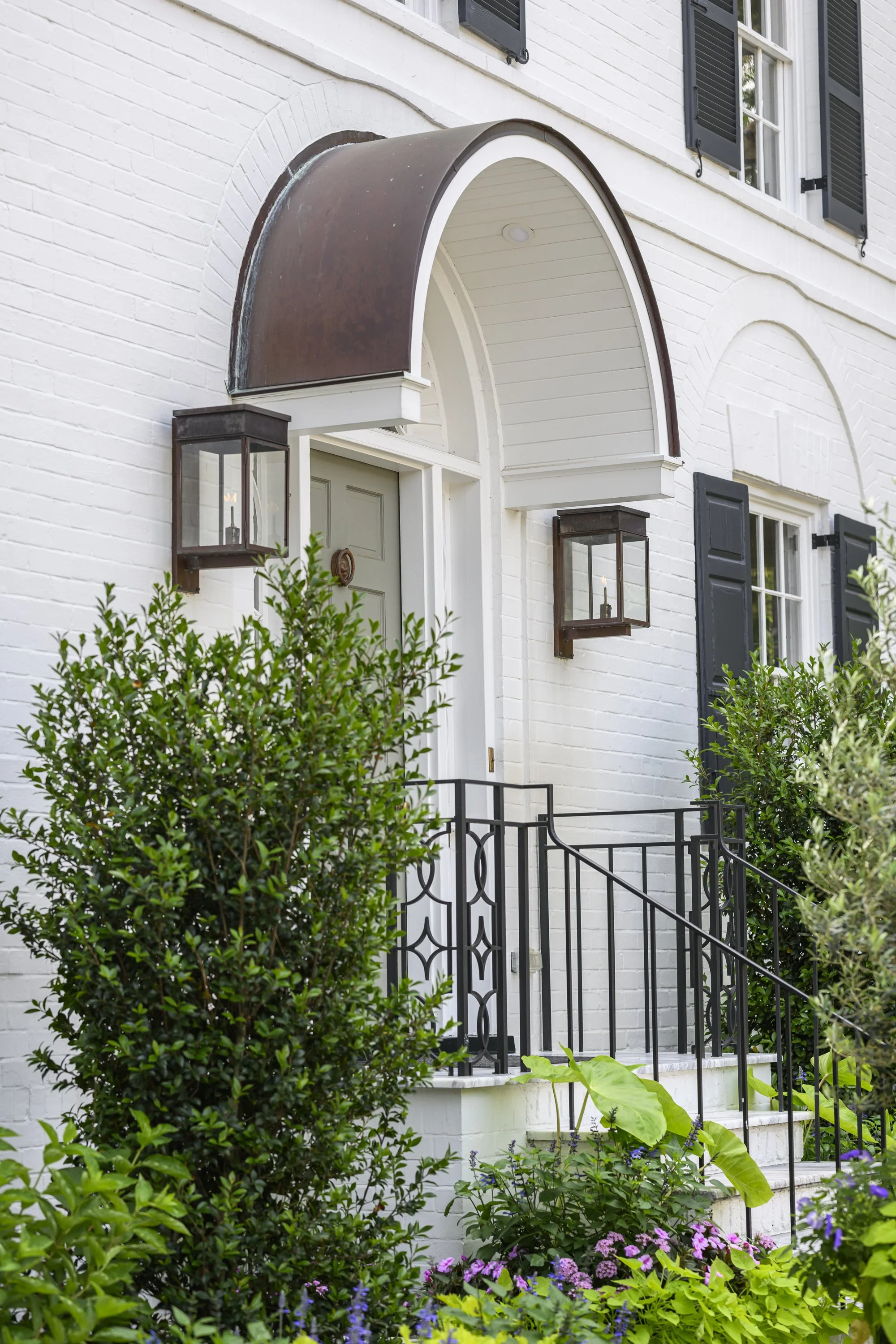 Historic Charleston Garden Renovation (20).jpg