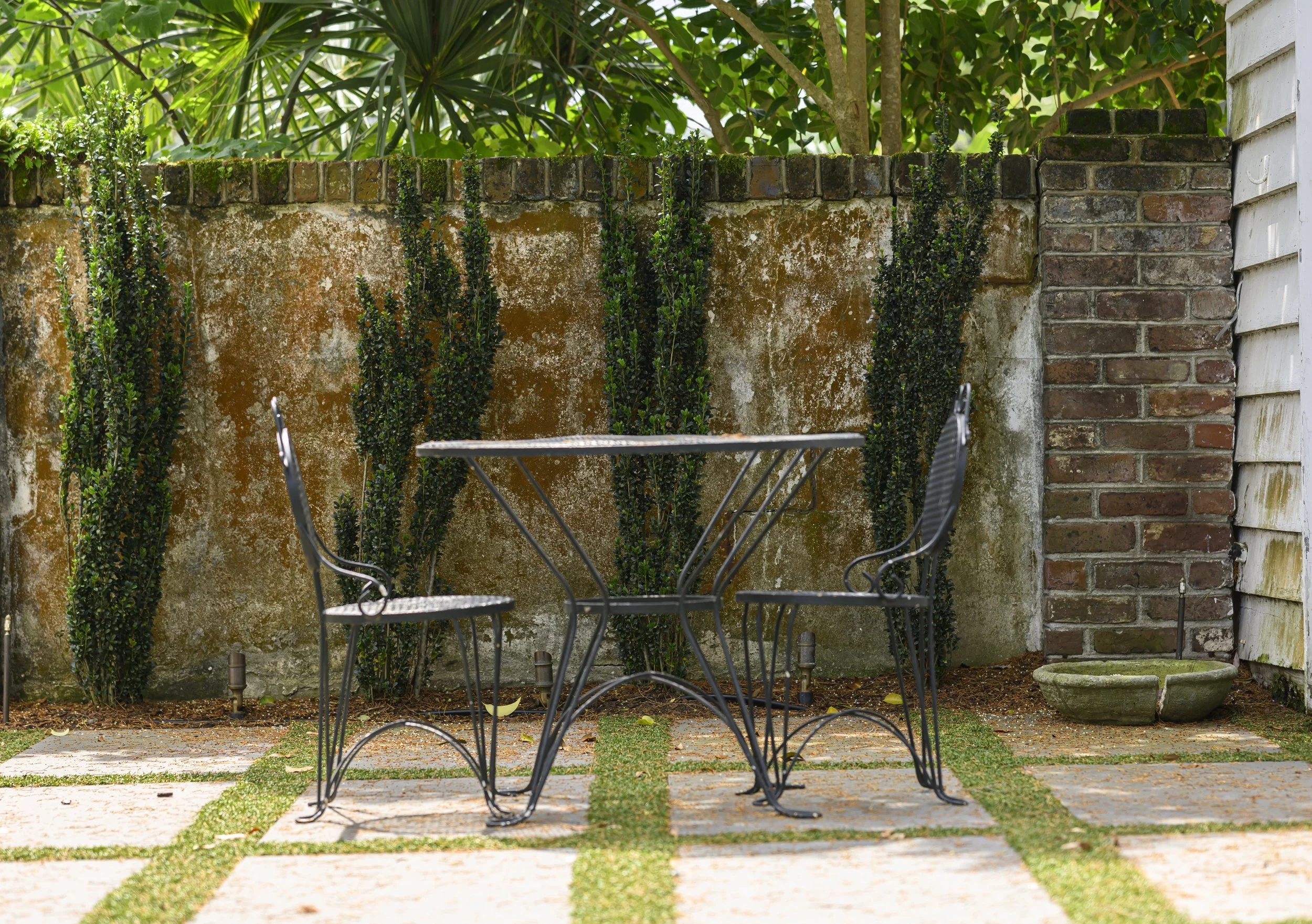 Historic Charleston Garden Renovation (15).jpg