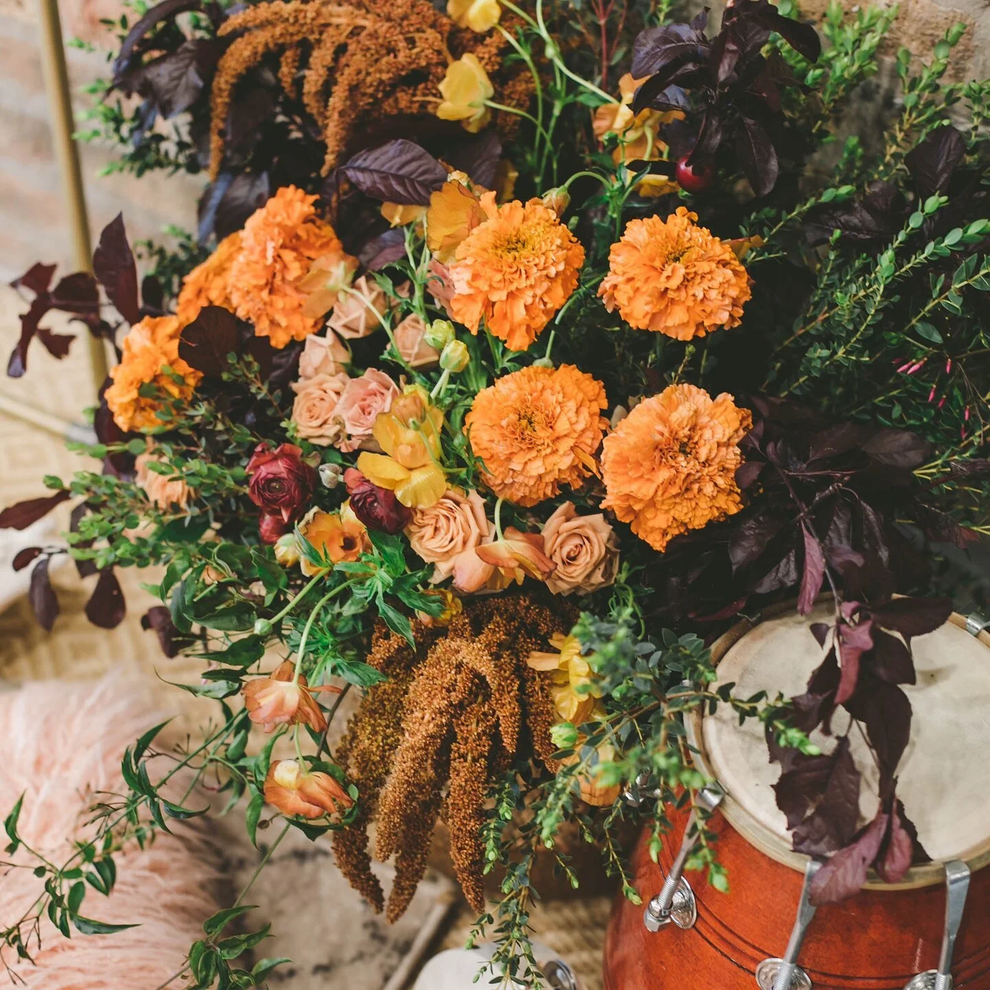 All the dholki (south asian pre-wedding celebration) essentials! 🧡 
Fun Fact: The theme of my 16th birthday party was &ldquo;dholki.&rdquo; No, no one was getting married, I just loved dholkis so much that I decked out our house in all dholki decor,