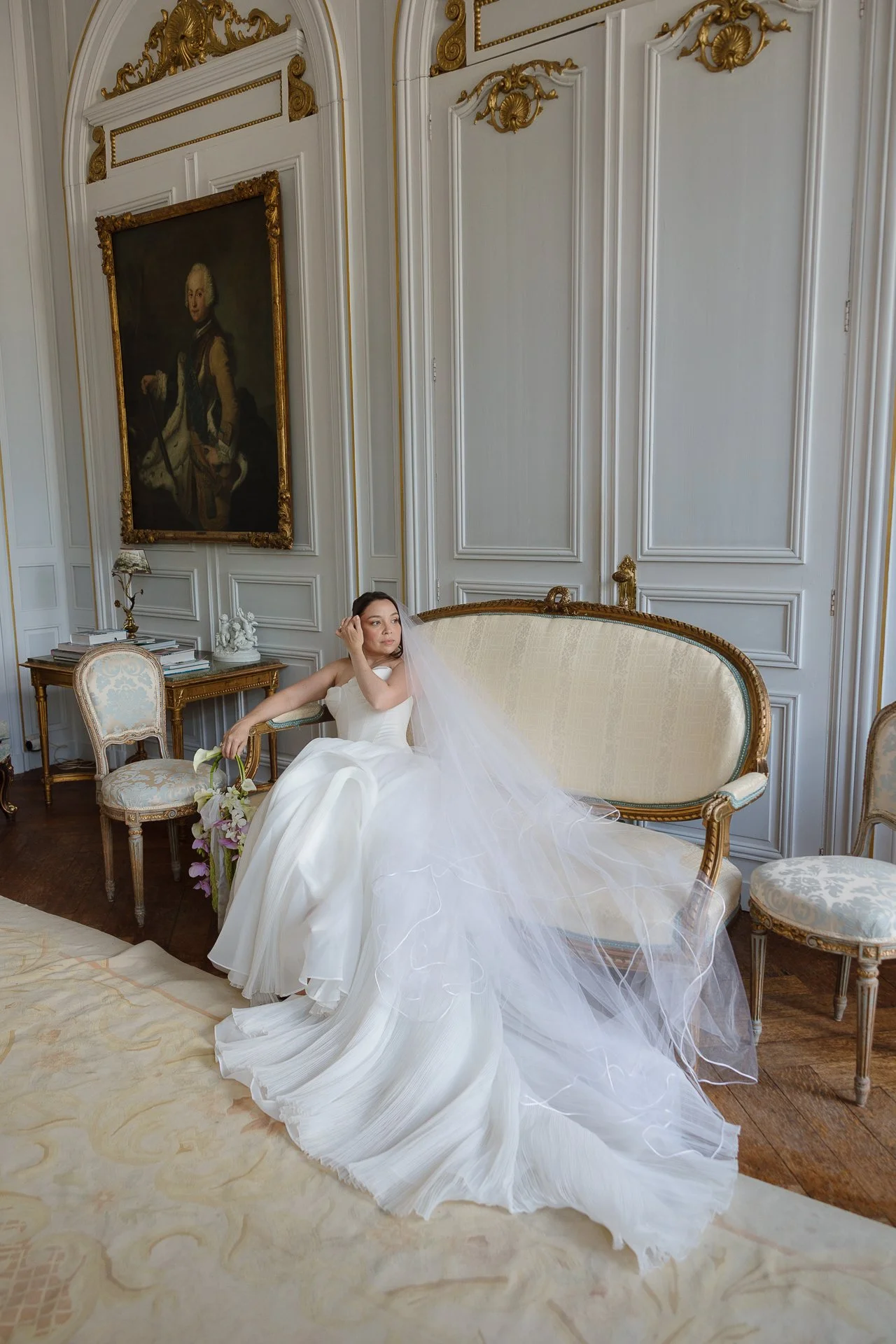 Nichole-Babiez-Photography-france-chateau-destination-wedding-bridal-pool-party-08-05-2025-37.jpg