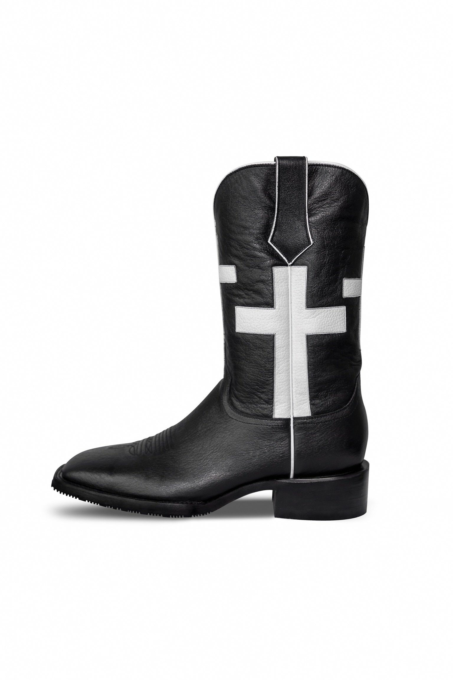 DAISxCLYDEBOOTS1.jpeg