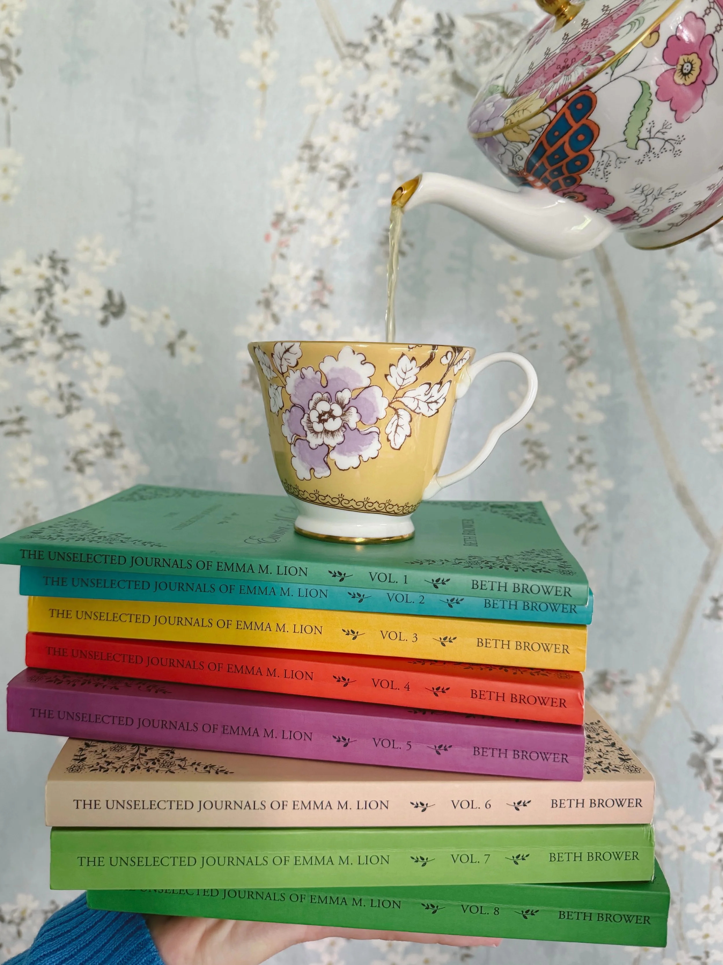⭐️⭐️⭐️⭐️💫(4.5/5, fiction)
Profoundly delightful!

These colorful books make up Volumes 1&ndash;8 of The Unselected Journals of Emma M. Lion. Each book contains two months of daily journal entries from Ms. Emma M. Lion&rsquo;s life. When we meet Emma