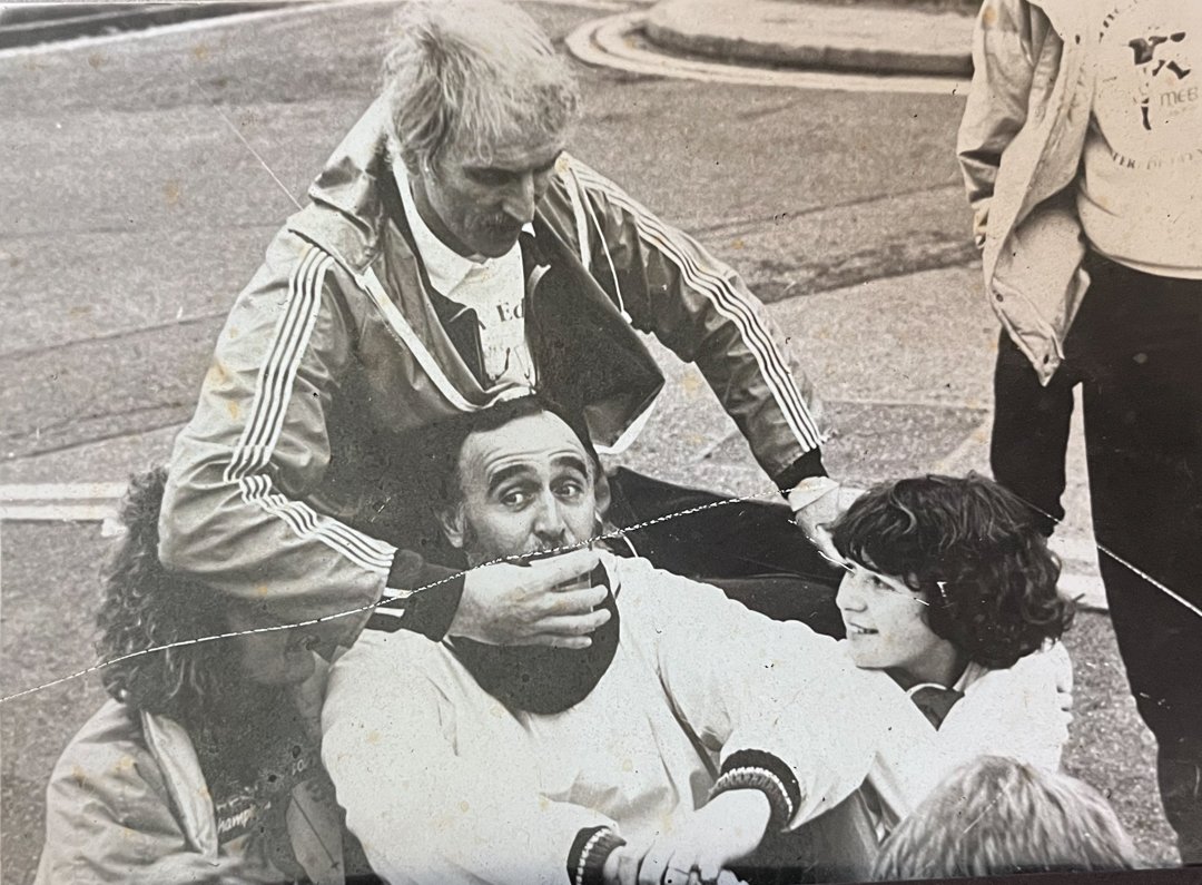 The late great football legend Derek Dougan giving billy a drink on the special walk from Manchester Old Trafford to the Russel Hall Hospital in memory of the late great Duncan Edwards who died in the Munich air disaster.
It took 3 days of walking w