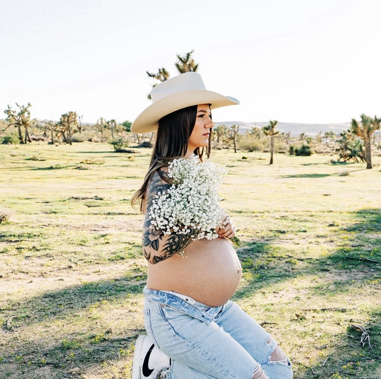 Palm Desert Western Maternity Photoshoot