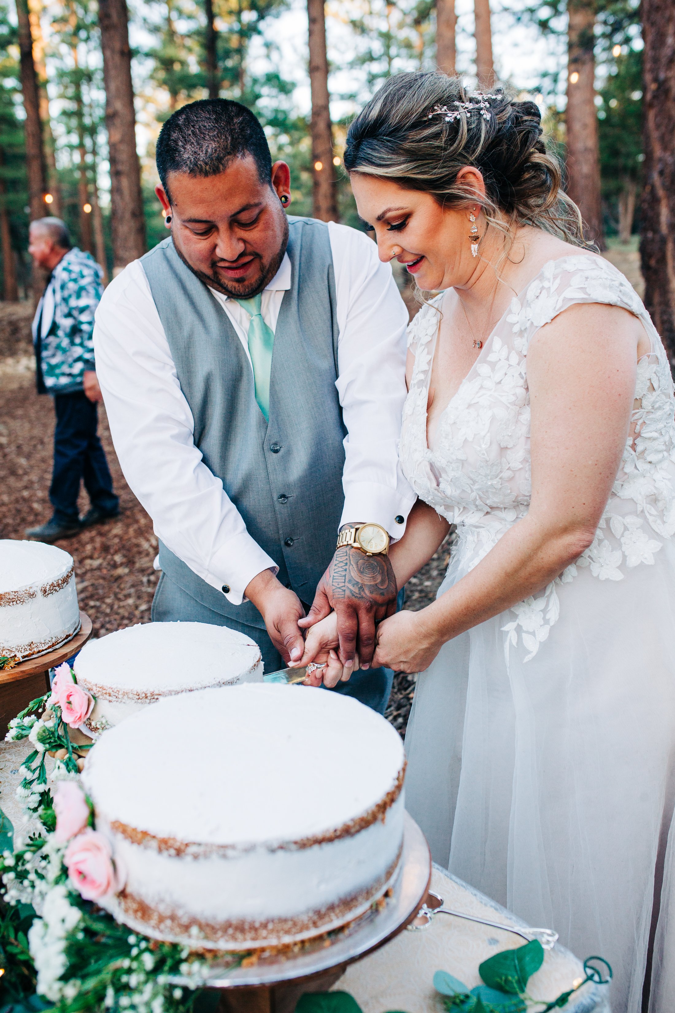 bride and groom cutting cake.jpg