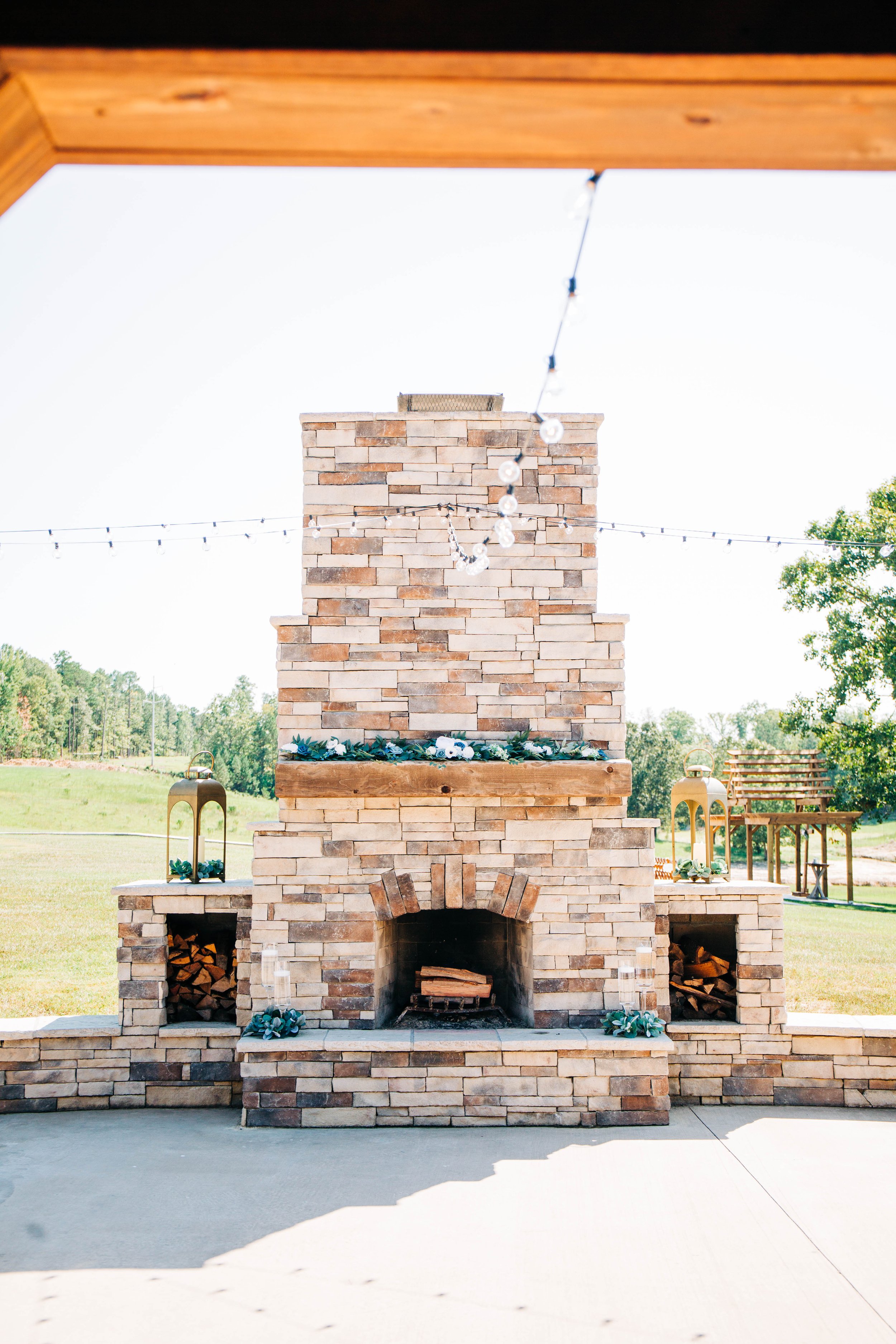 the venue at stonebrooke meadows fireplace mantle.jpg