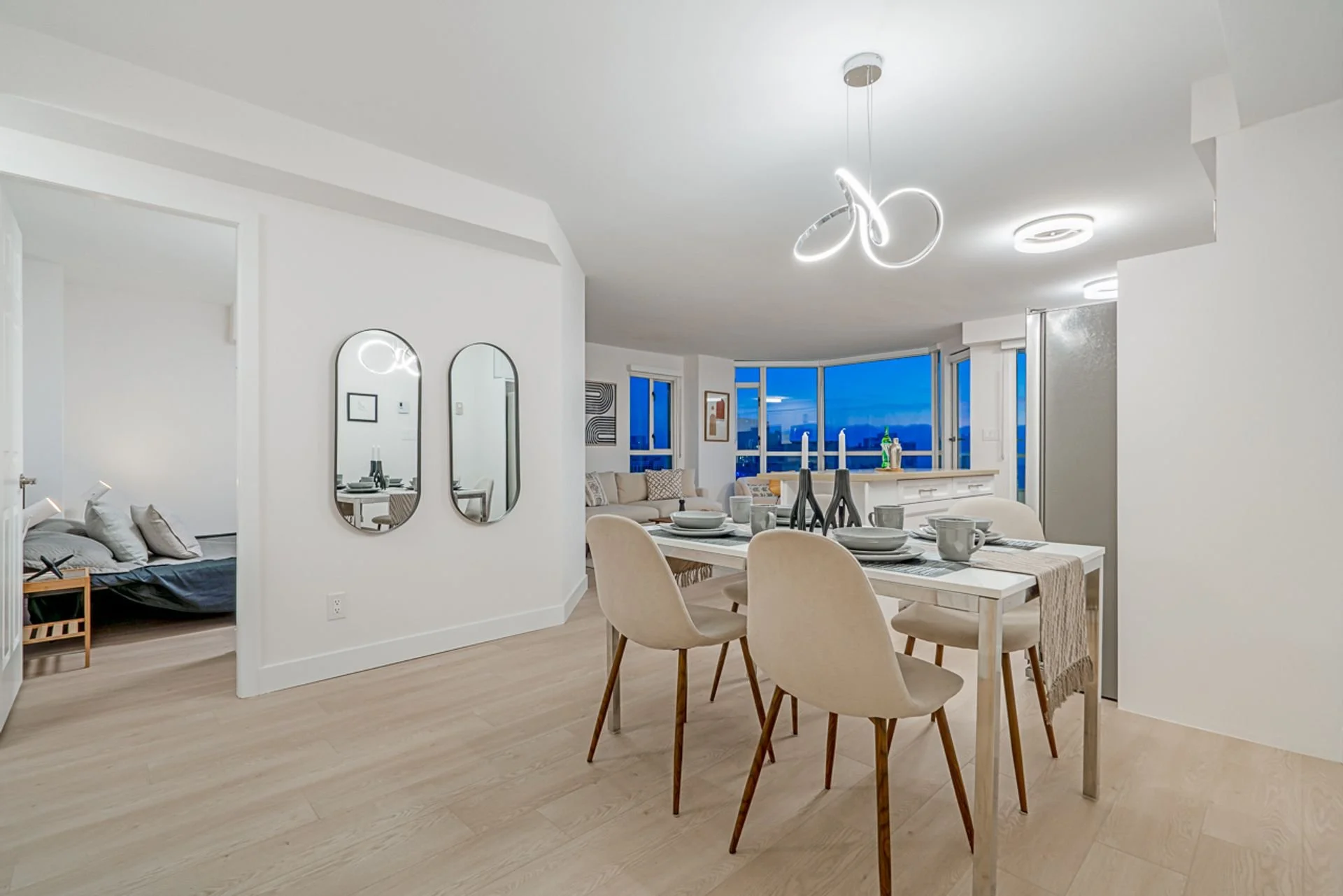 unit-2501-888-hamilton-street-vancouver-5.jpeg