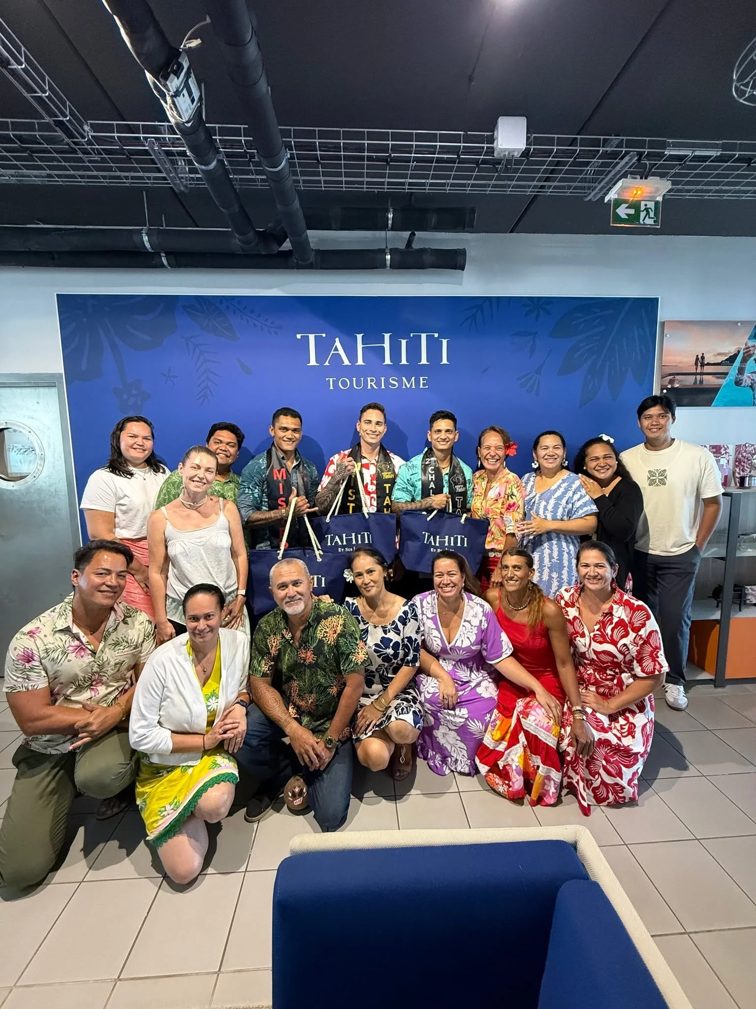 📍 Tourn&eacute;e Sponsors &ndash; Tahiti Tourisme

Un passage incontournable pour nos laur&eacute;ats : Tahiti Tourisme, les gardiens de l&rsquo;image internationale de nos &icirc;les.
De la promotion culturelle aux campagnes mondiales, Tahiti Touri