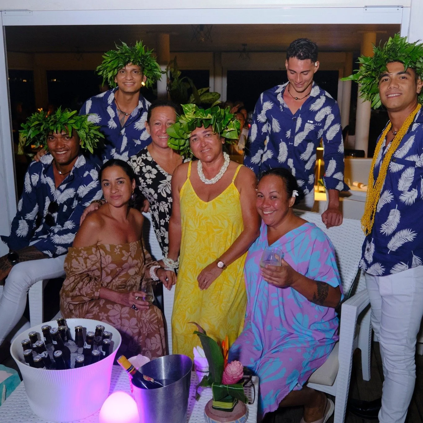 Hommage &agrave; celles qui font battre le c&oelig;ur de notre Fenua. ✨ Aujourd'hui, nous c&eacute;l&eacute;brons la d&eacute;termination et l'&eacute;clat de nos Vahine. Gardiennes de nos traditions et piliers de notre avenir, merci pour votre force