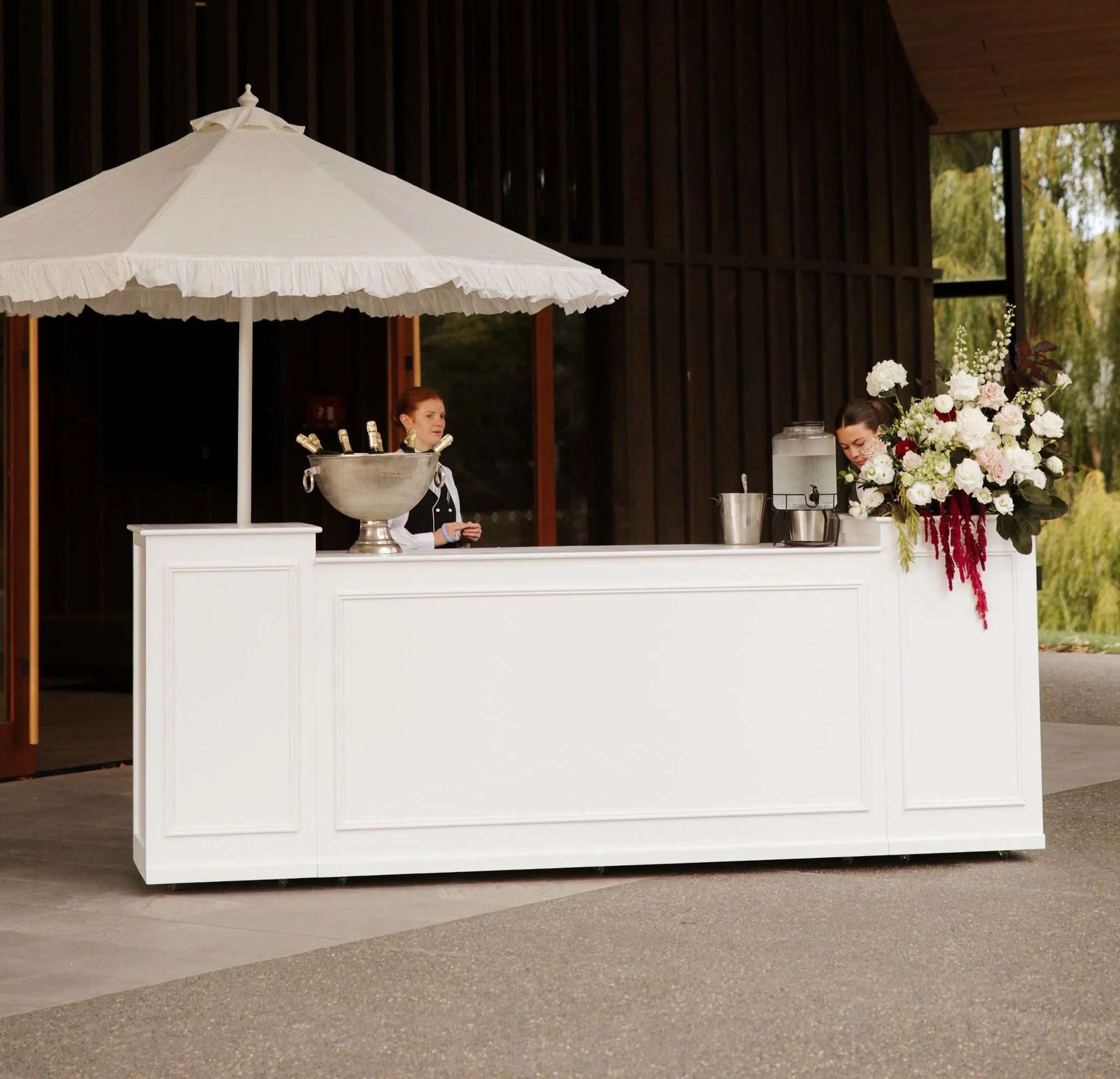 White Plinth Bar